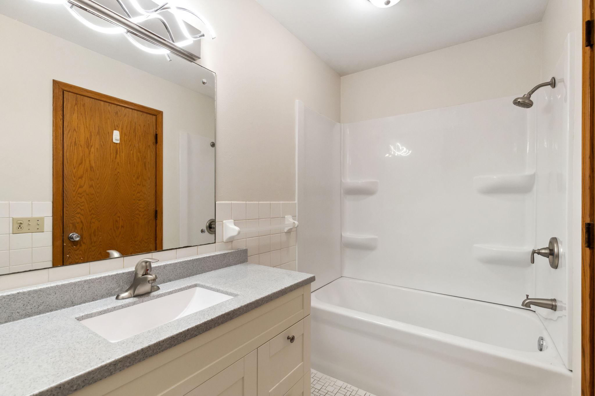 6324 France Avenue S