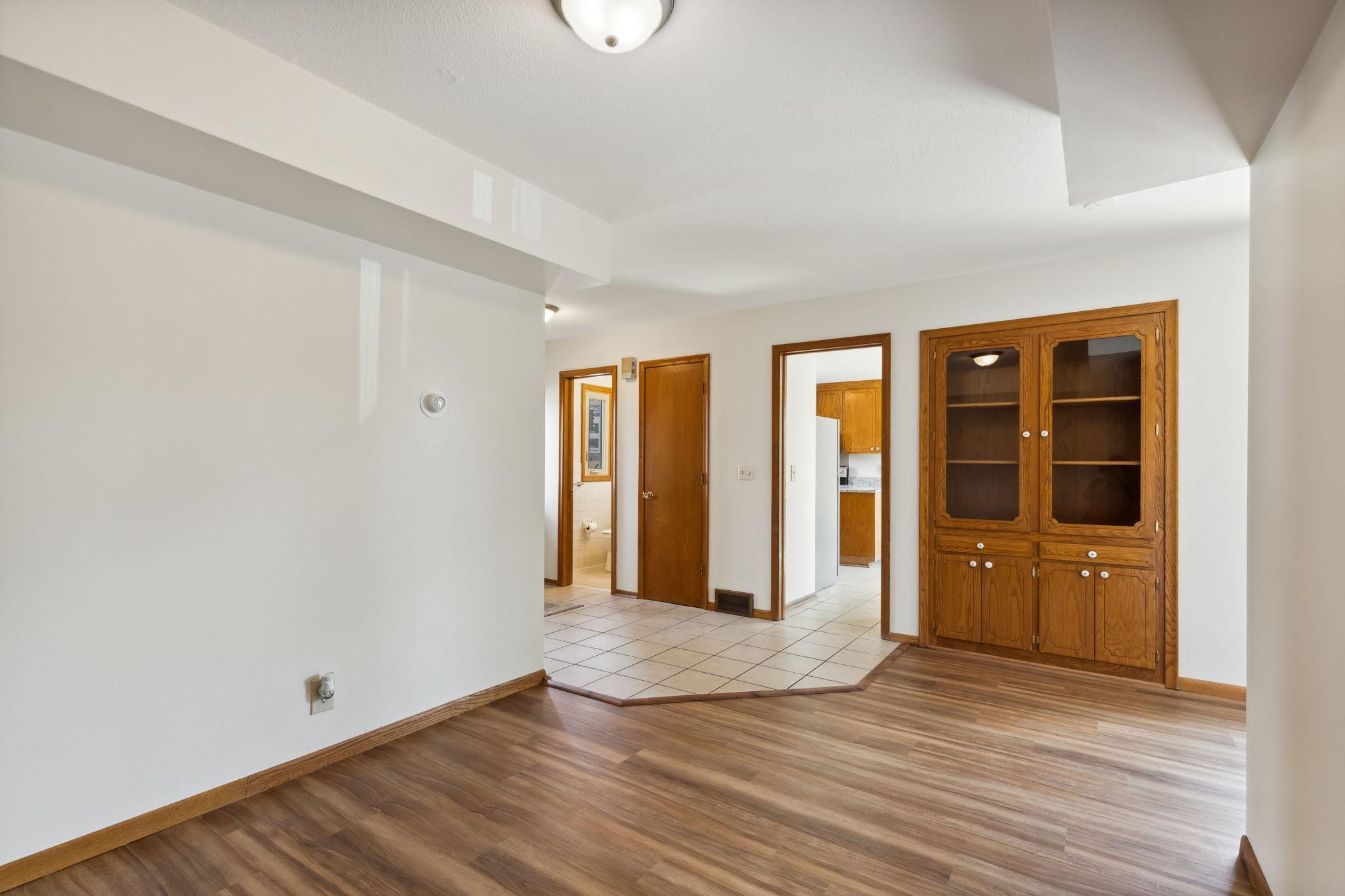 6324 France Avenue S