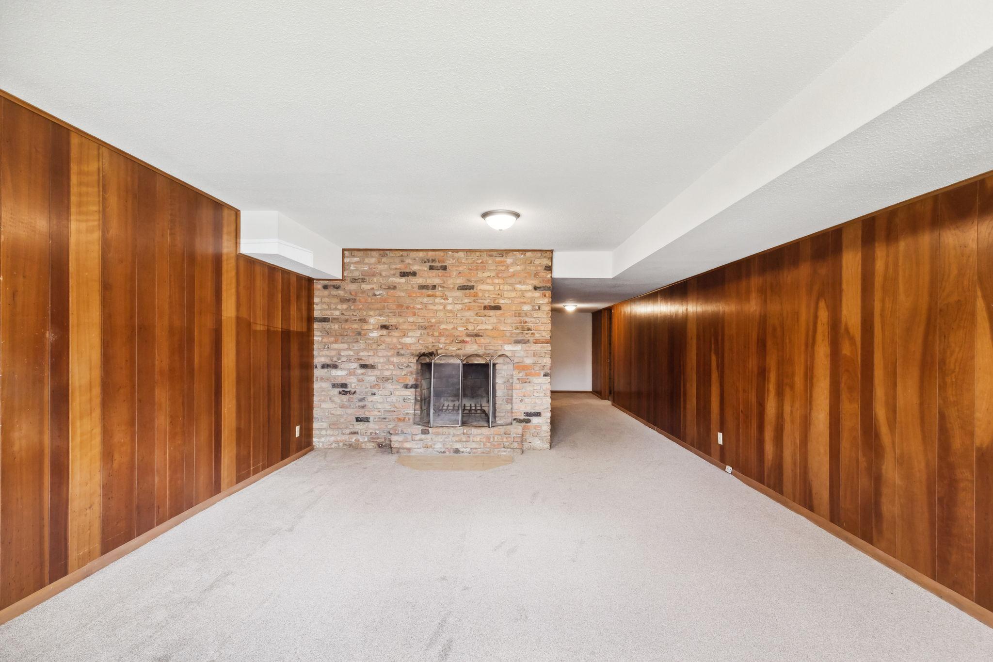 6324 France Avenue S