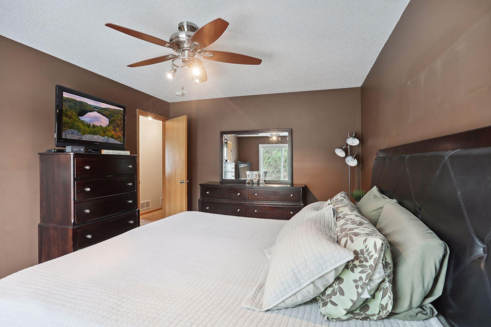 12723 NE Johnson Street NE