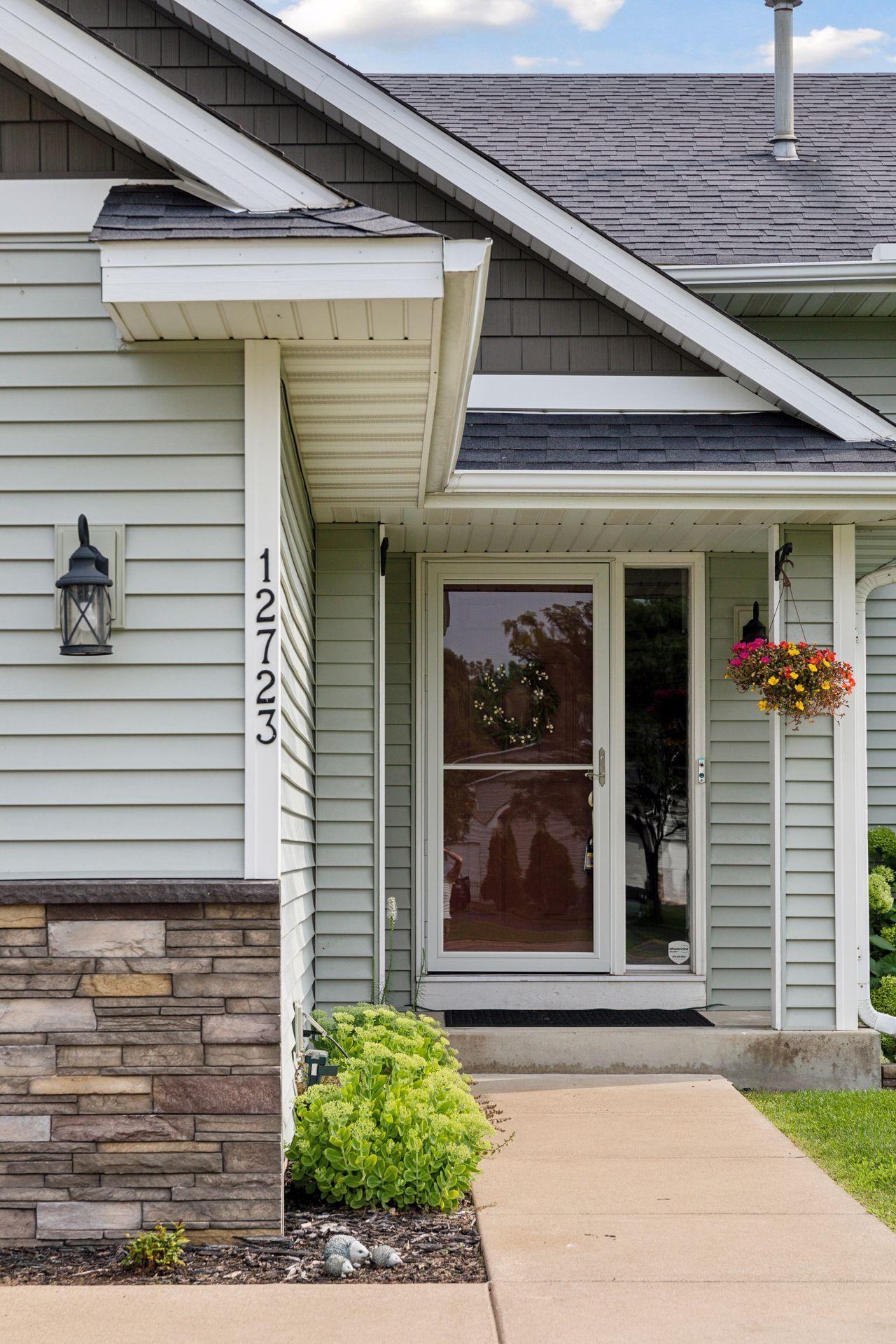 12723 NE Johnson Street NE