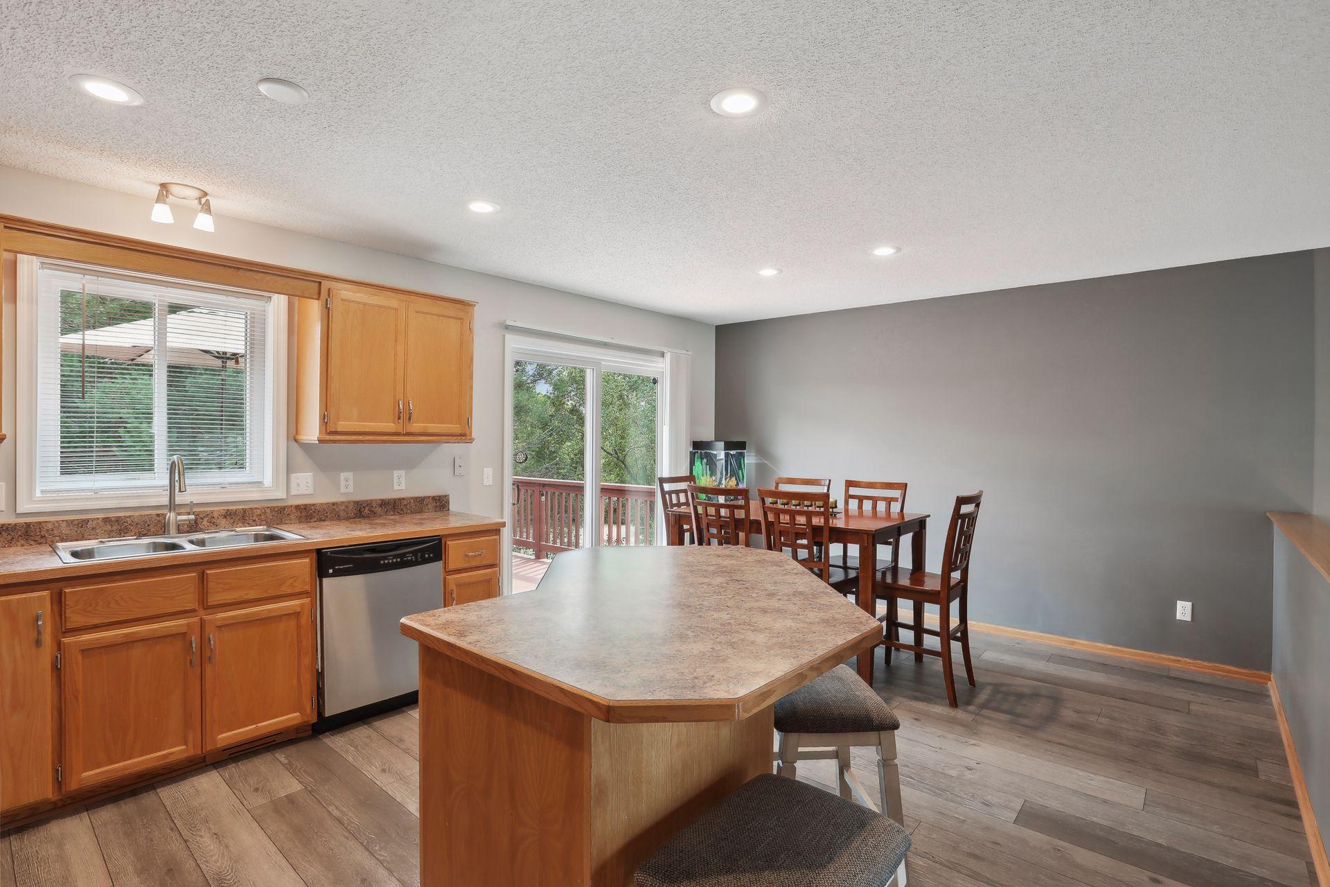 12723 NE Johnson Street NE