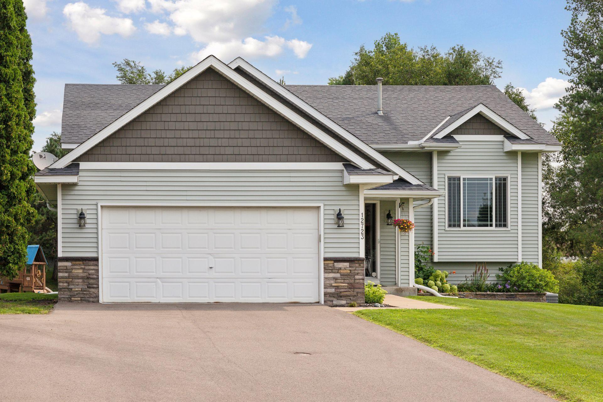 12723 NE Johnson Street NE