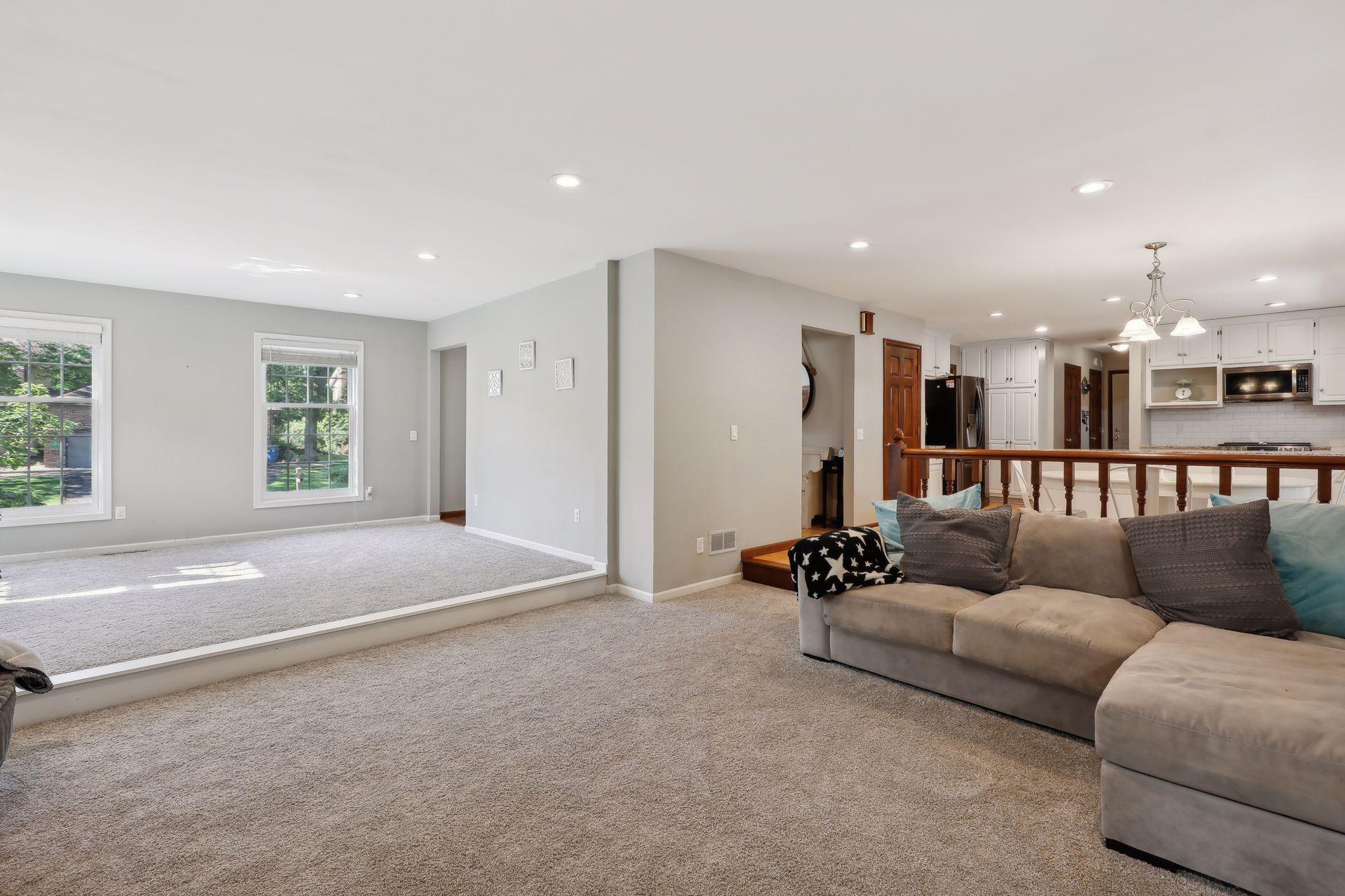 12898 Floral Avenue