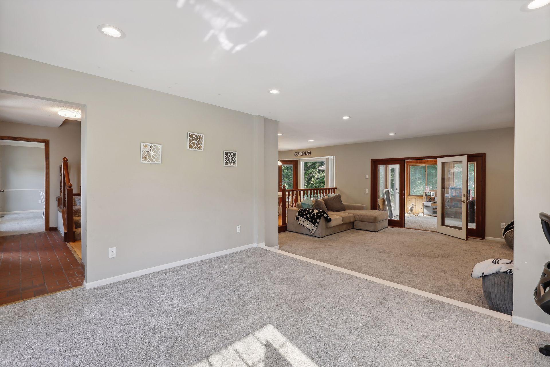 12898 Floral Avenue