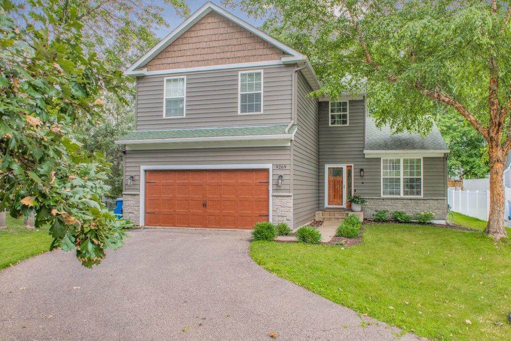 9269 Queensland Lane N