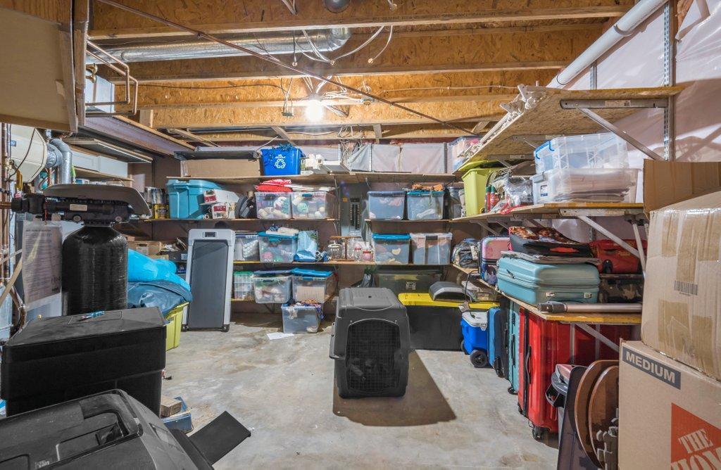 9269 Queensland Lane N