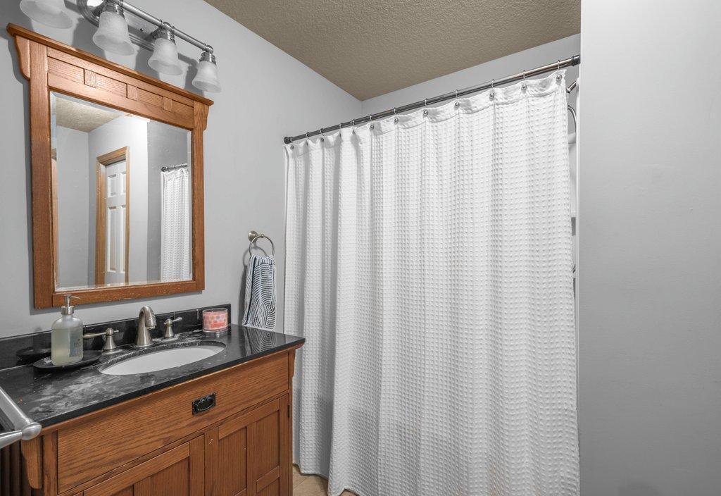 9269 Queensland Lane N