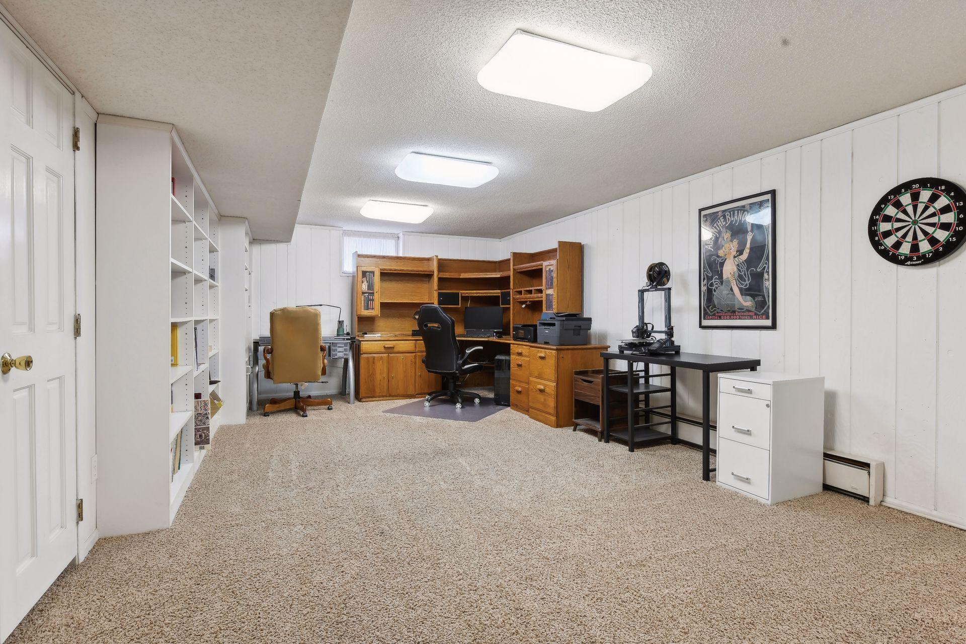 18609 Hanus Road