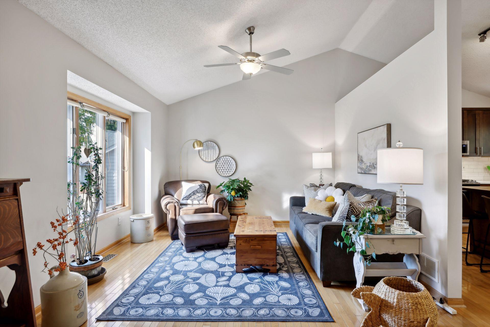 13910 56th Street N
