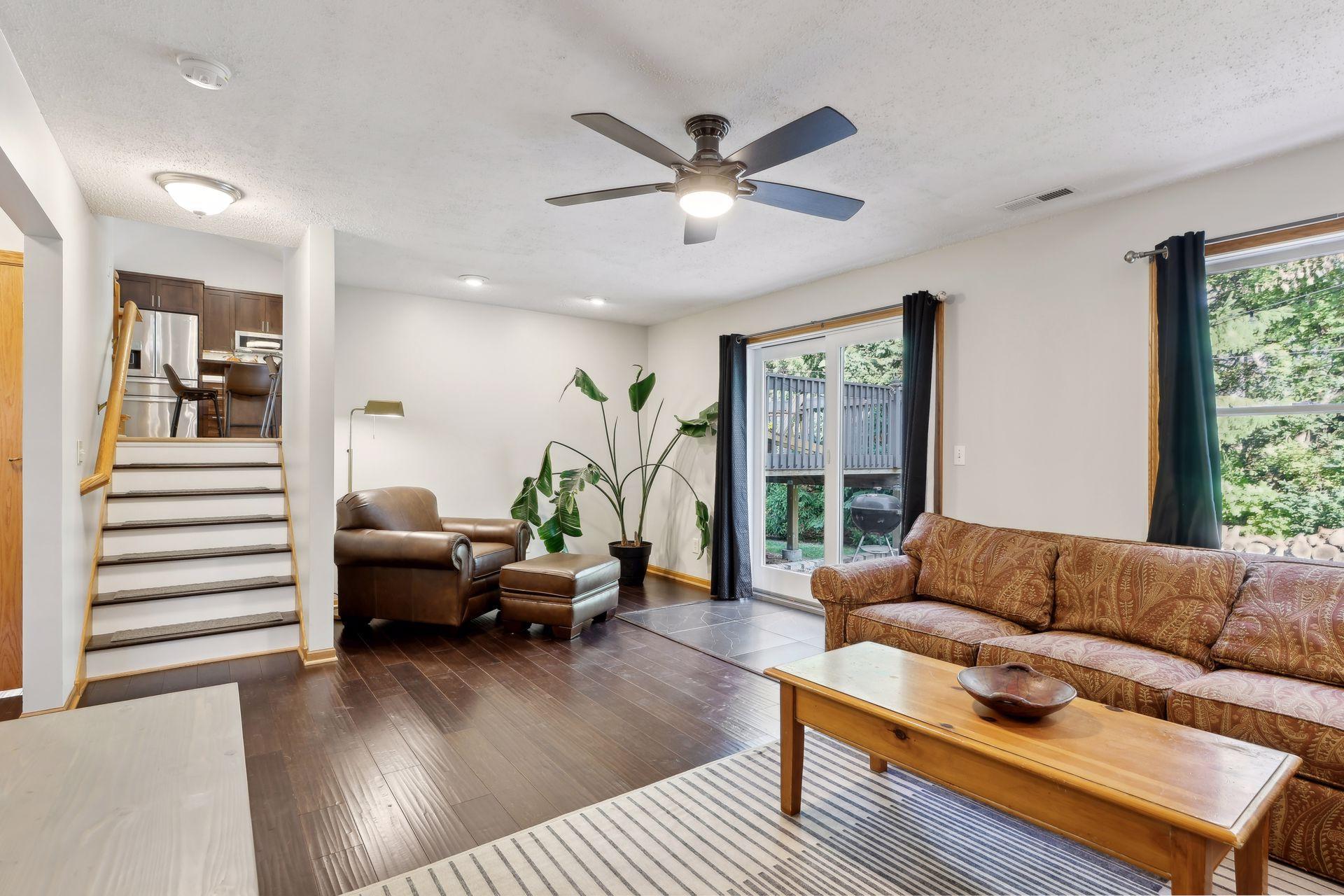 13910 56th Street N