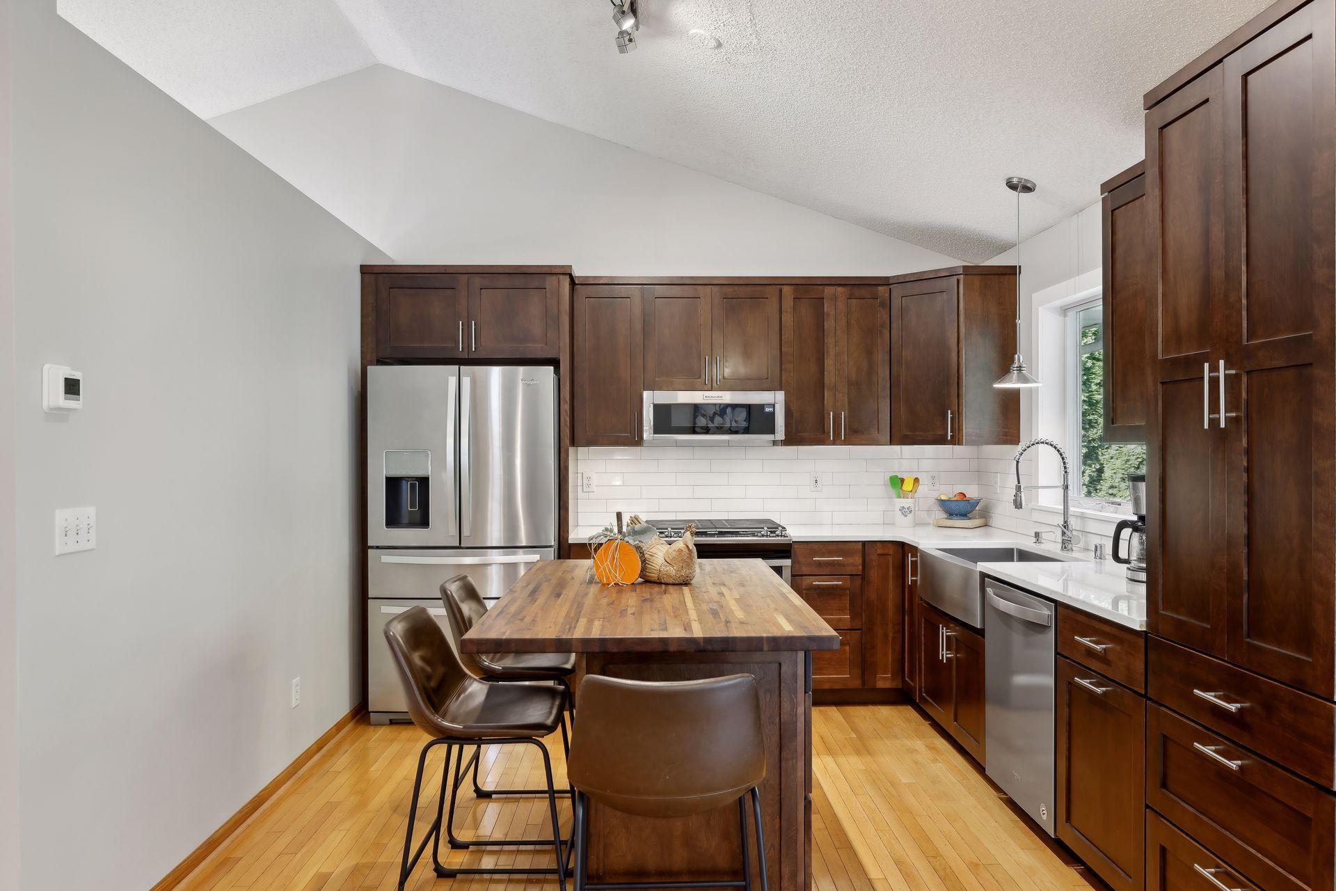 13910 56th Street N