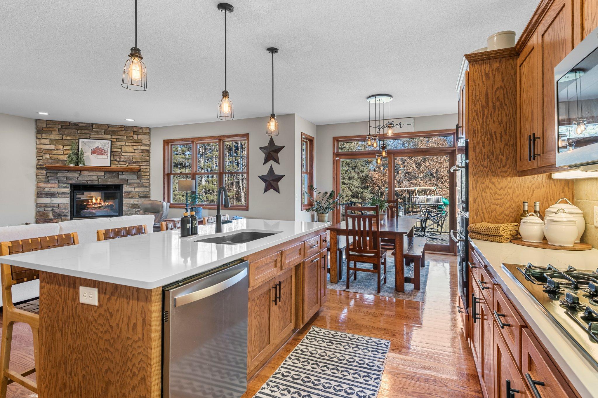 16817 Taconite Street NE