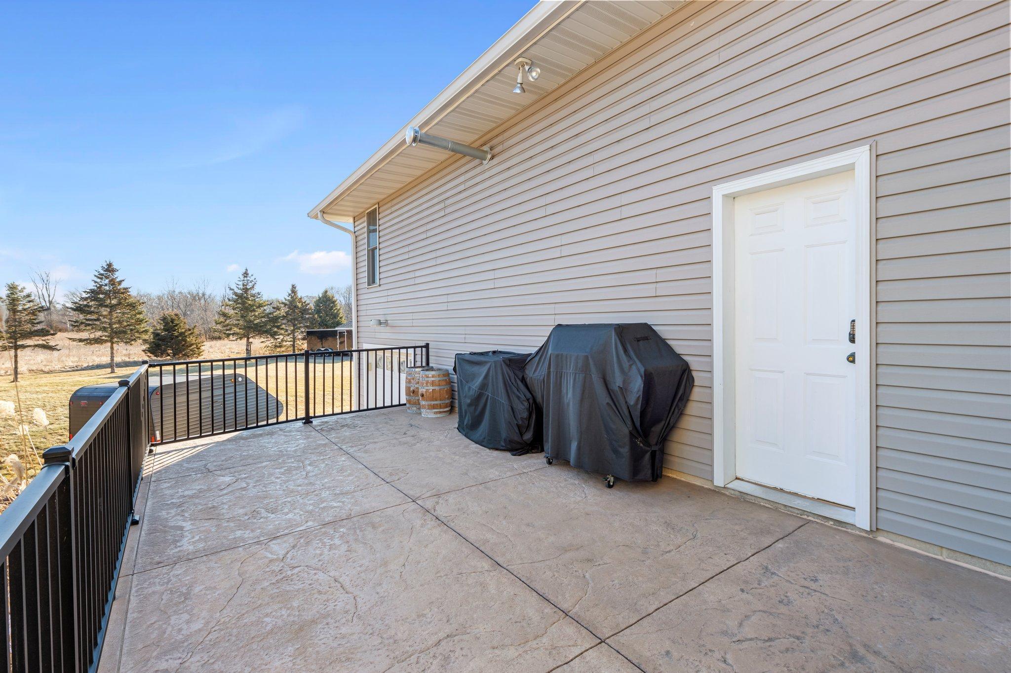 16817 Taconite Street NE