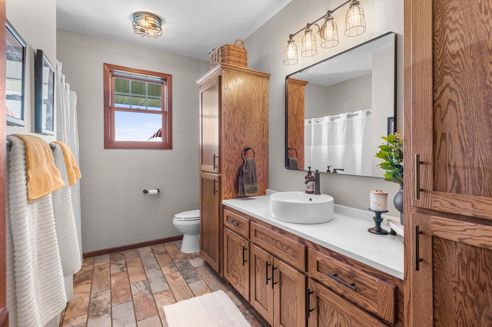 16817 Taconite Street NE