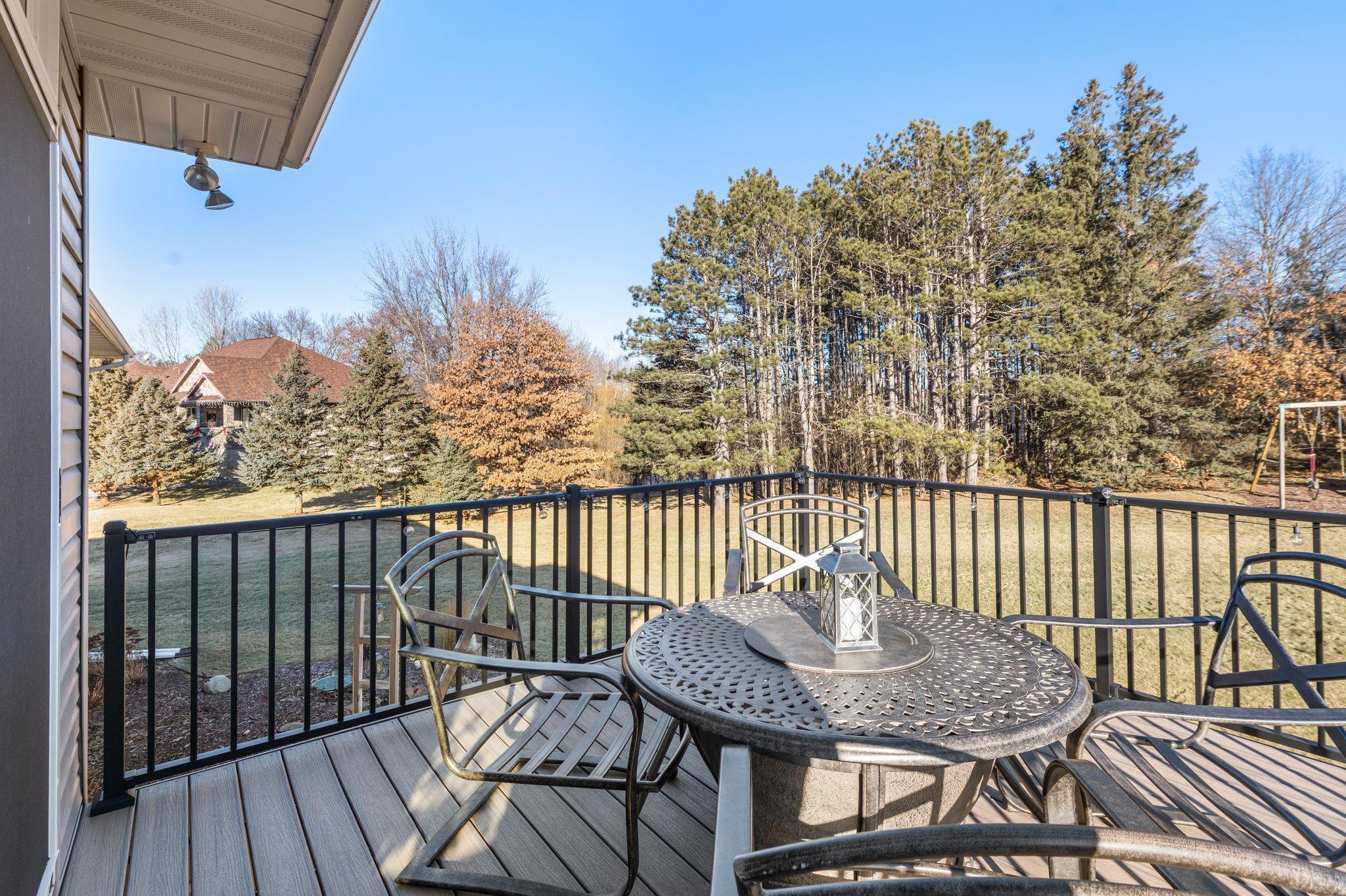 16817 Taconite Street NE