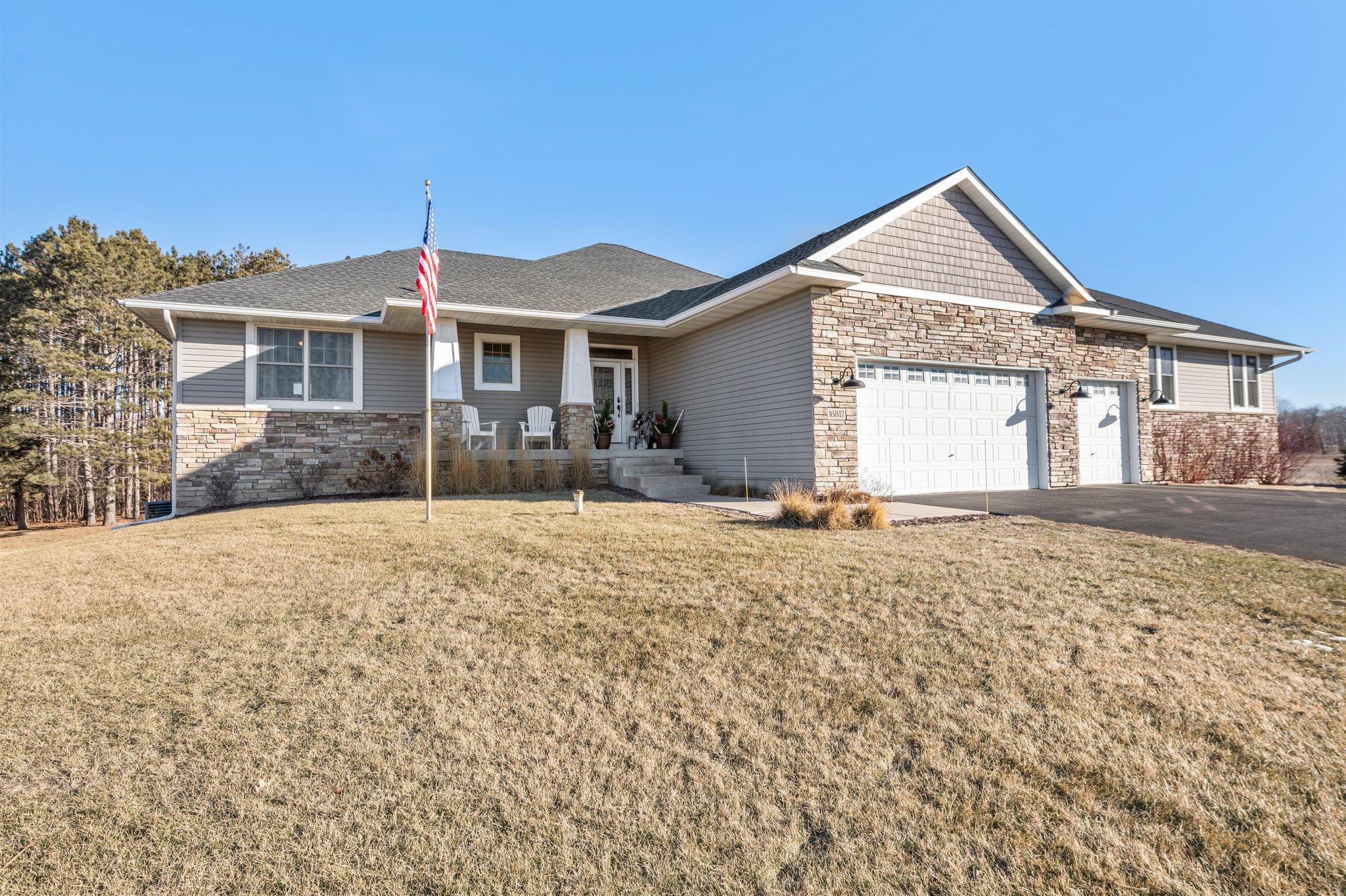 16817 Taconite Street NE