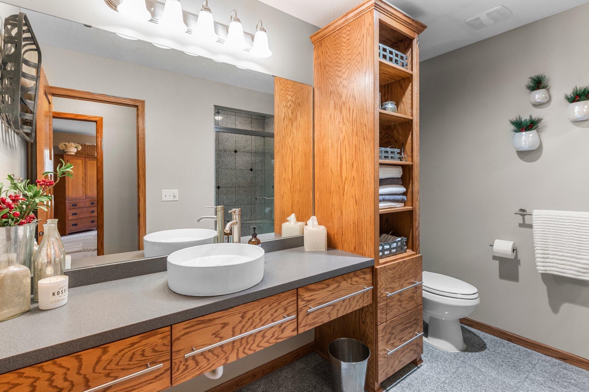 16817 Taconite Street NE