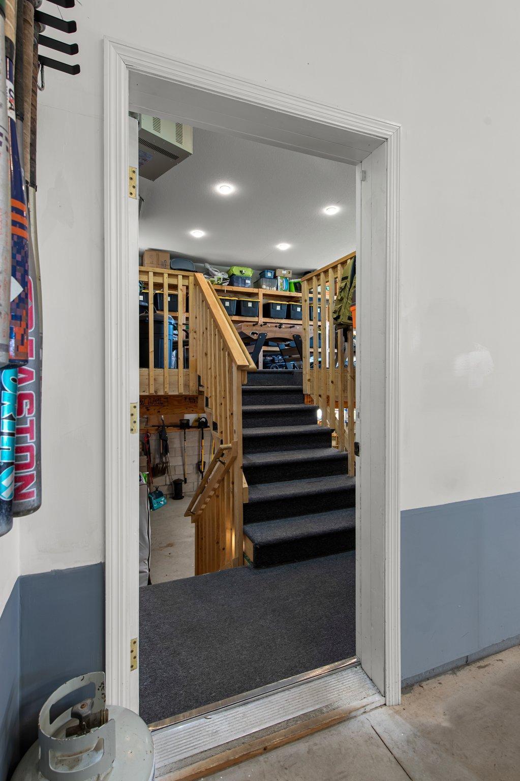 16817 Taconite Street NE