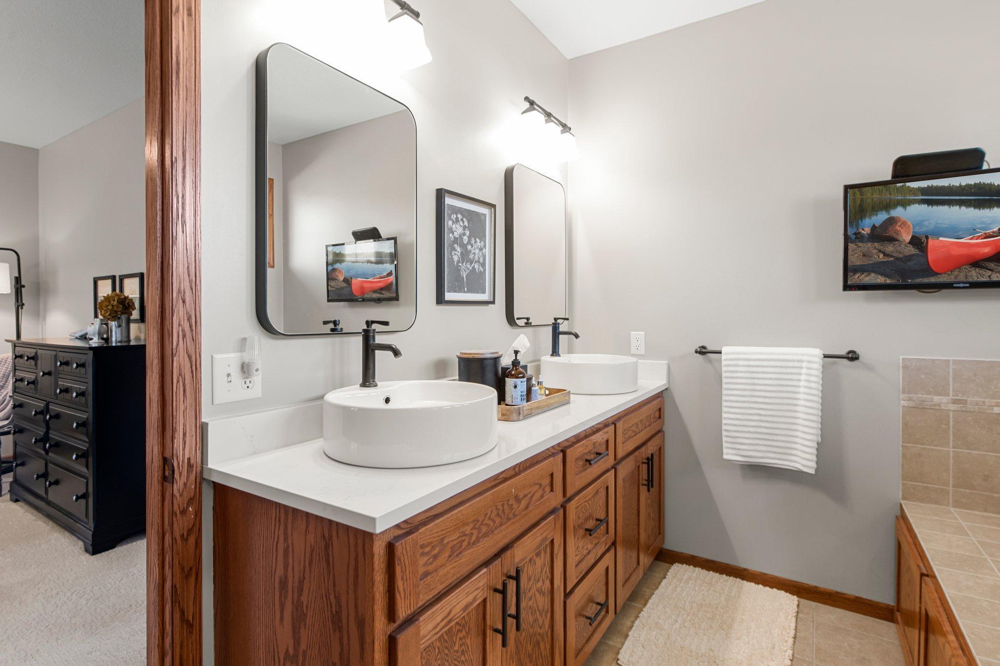 16817 Taconite Street NE