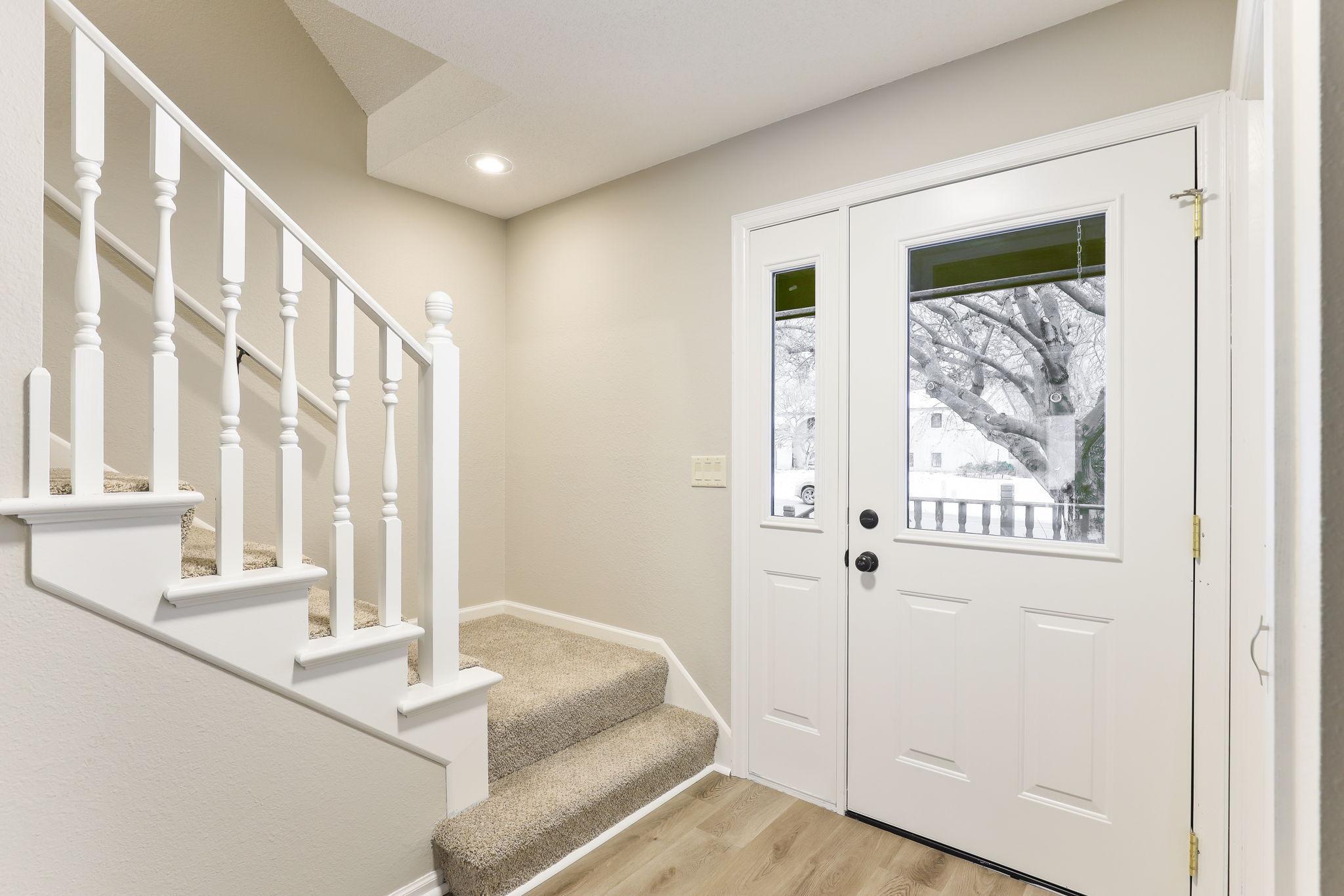 315 Colleen Avenue