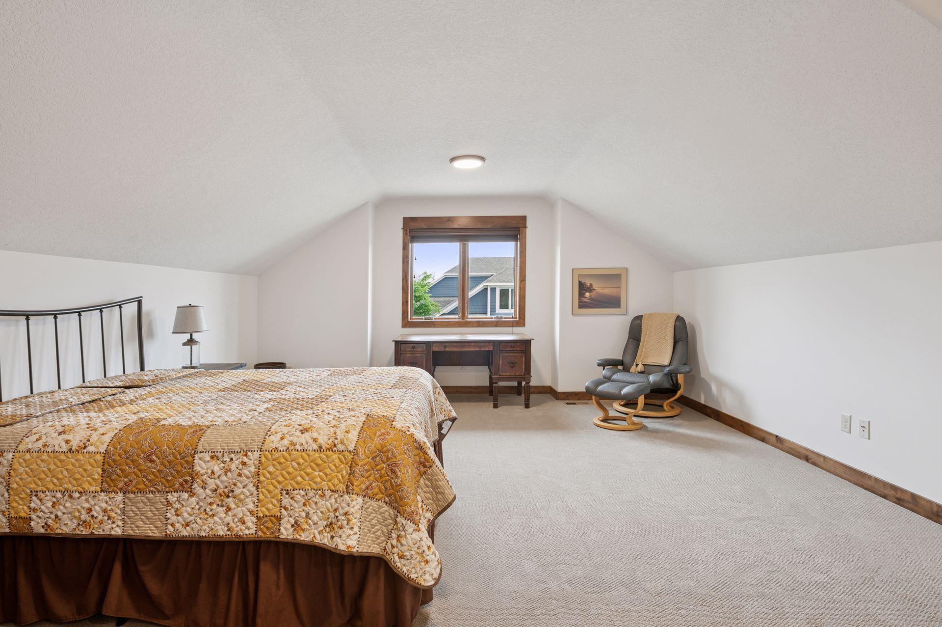 2552 110th Court NE