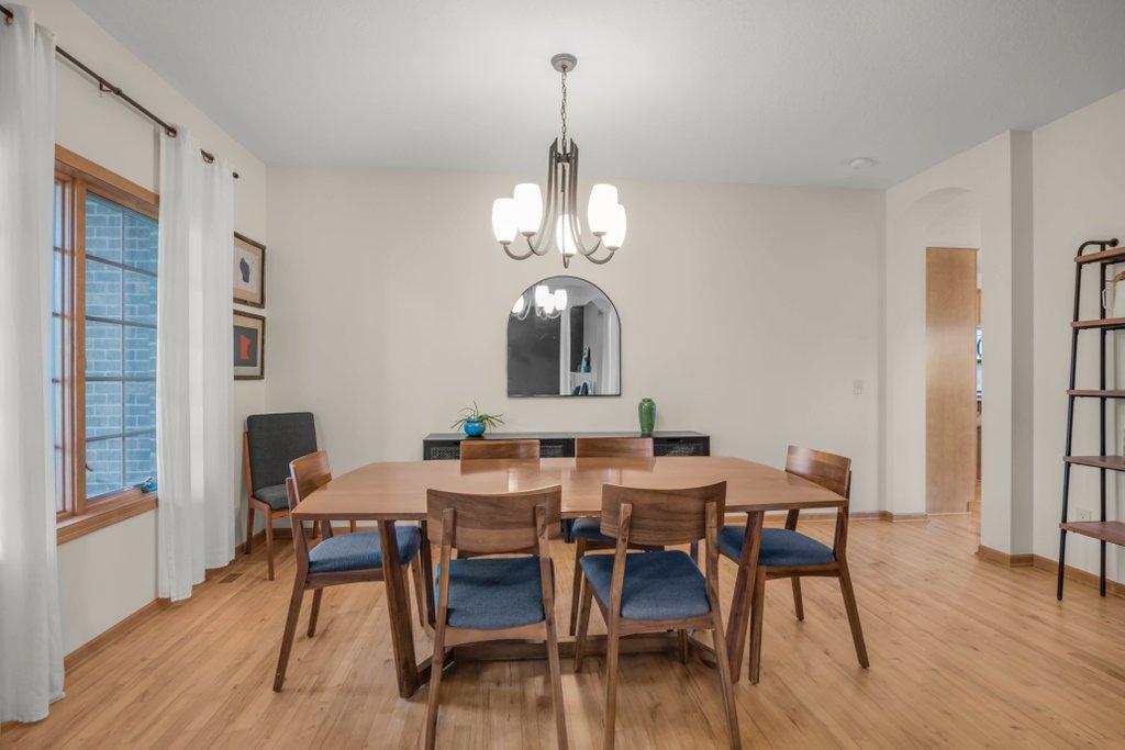 2638 Alamo Circle NE