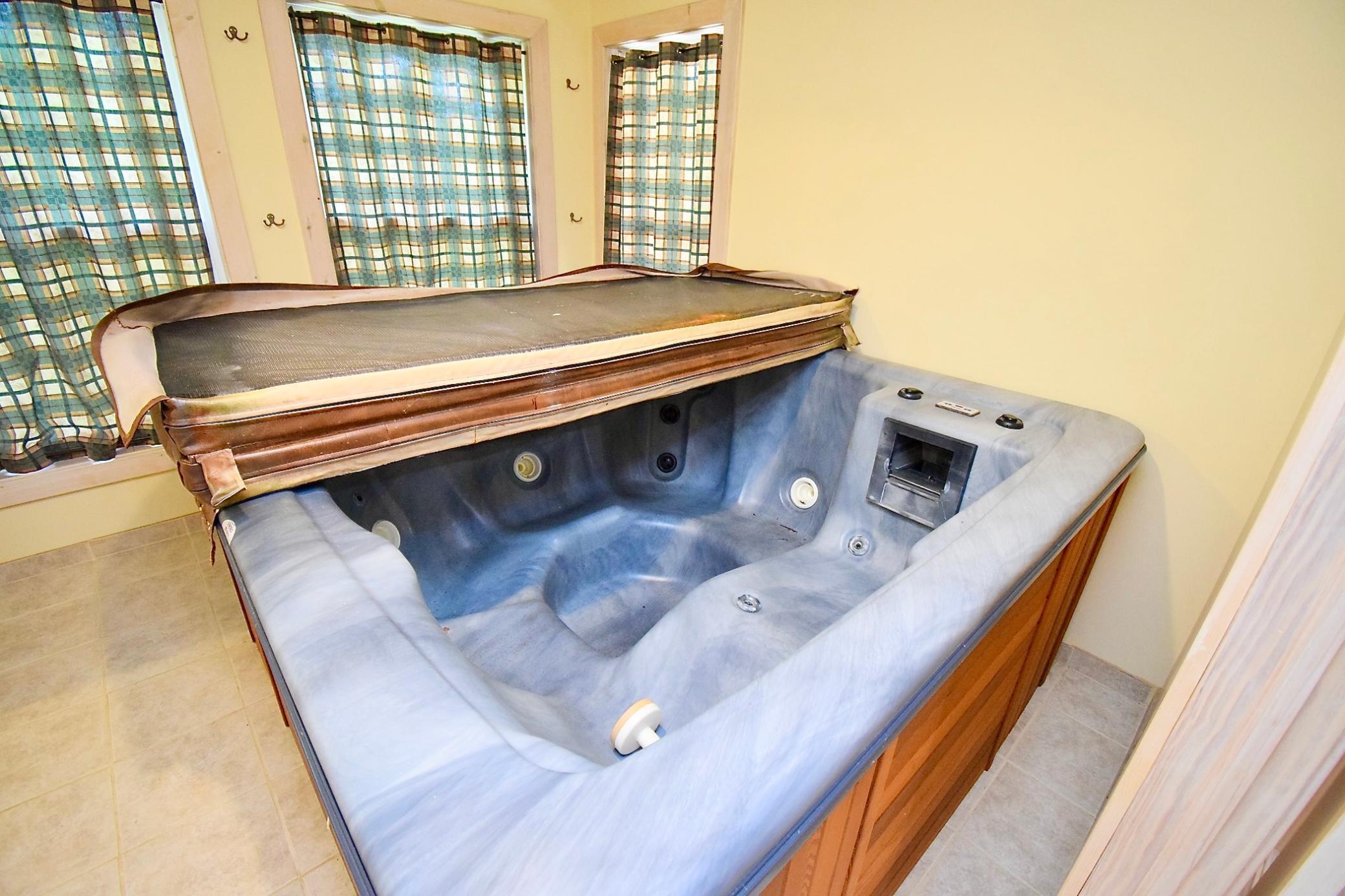 30199 W Burlingame Lake Road