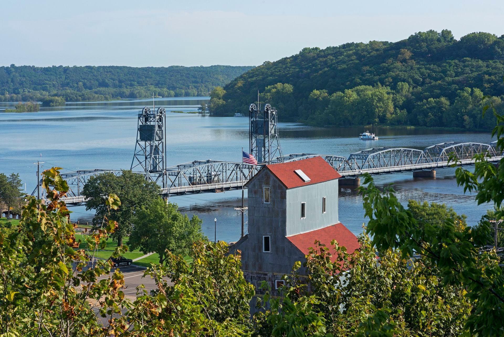 13079 Panorama Avenue N