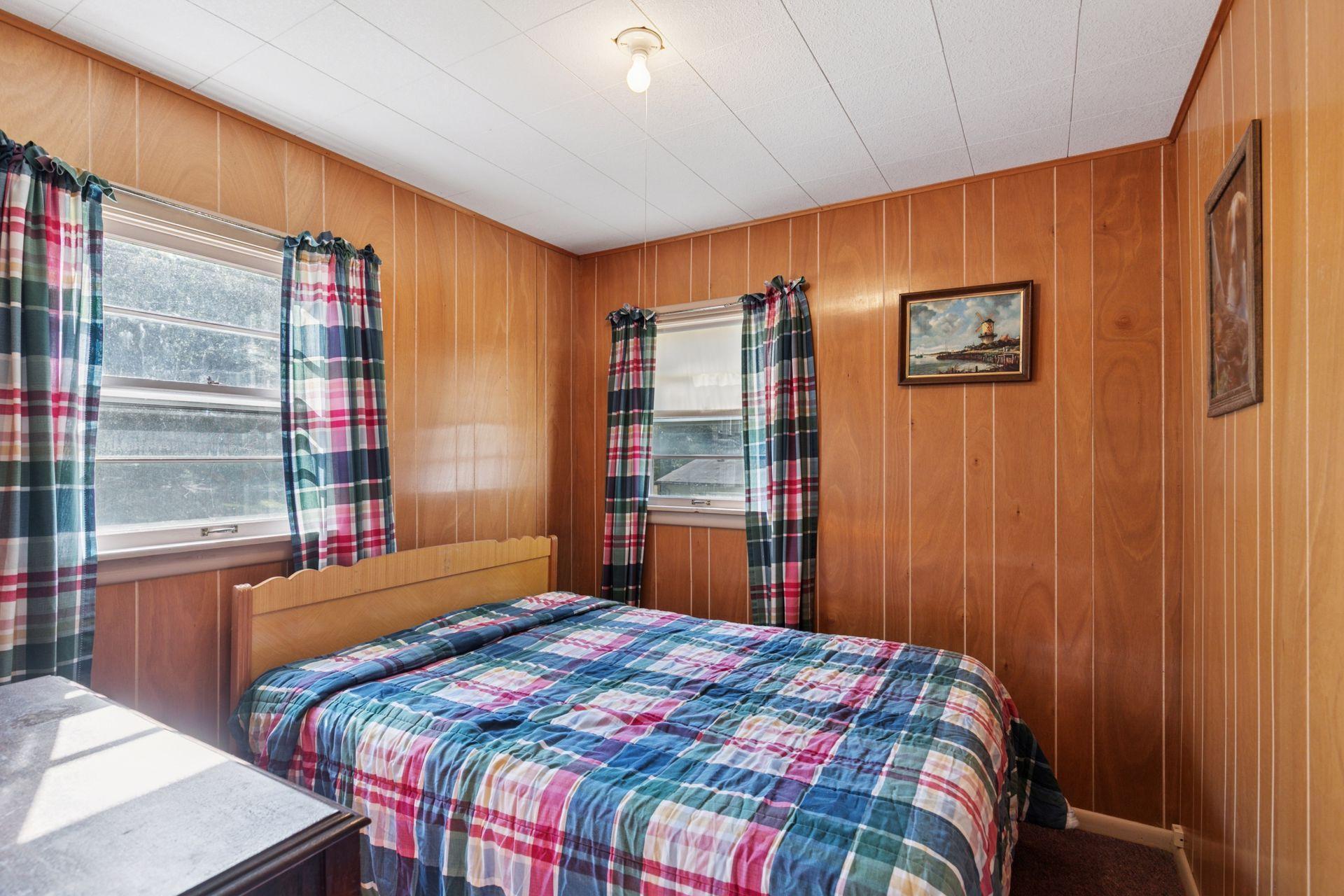 13079 Panorama Avenue N