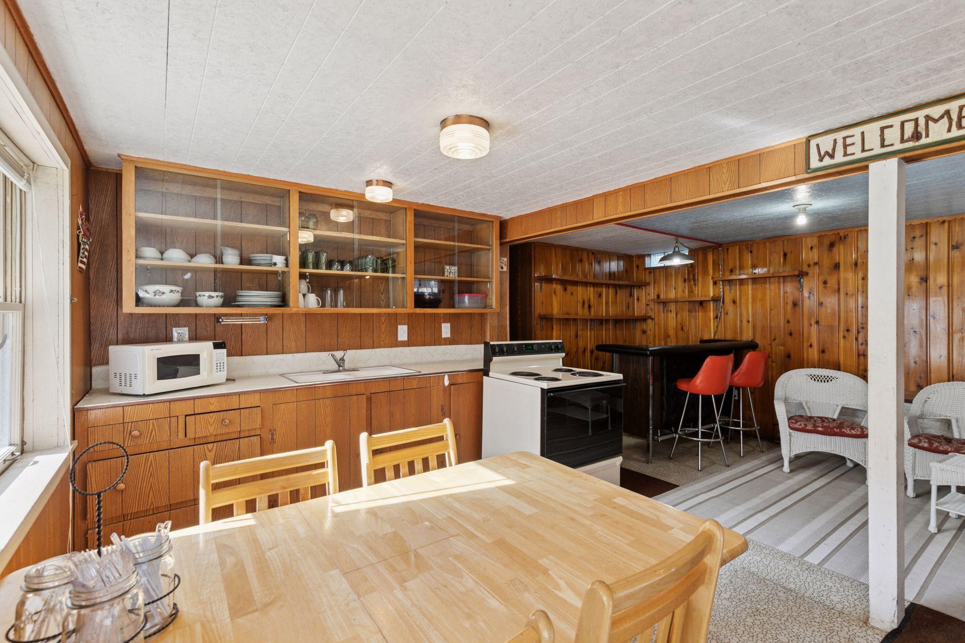 13079 Panorama Avenue N