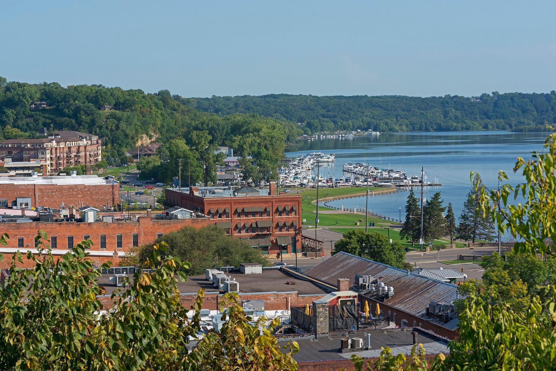 13079 Panorama Avenue N