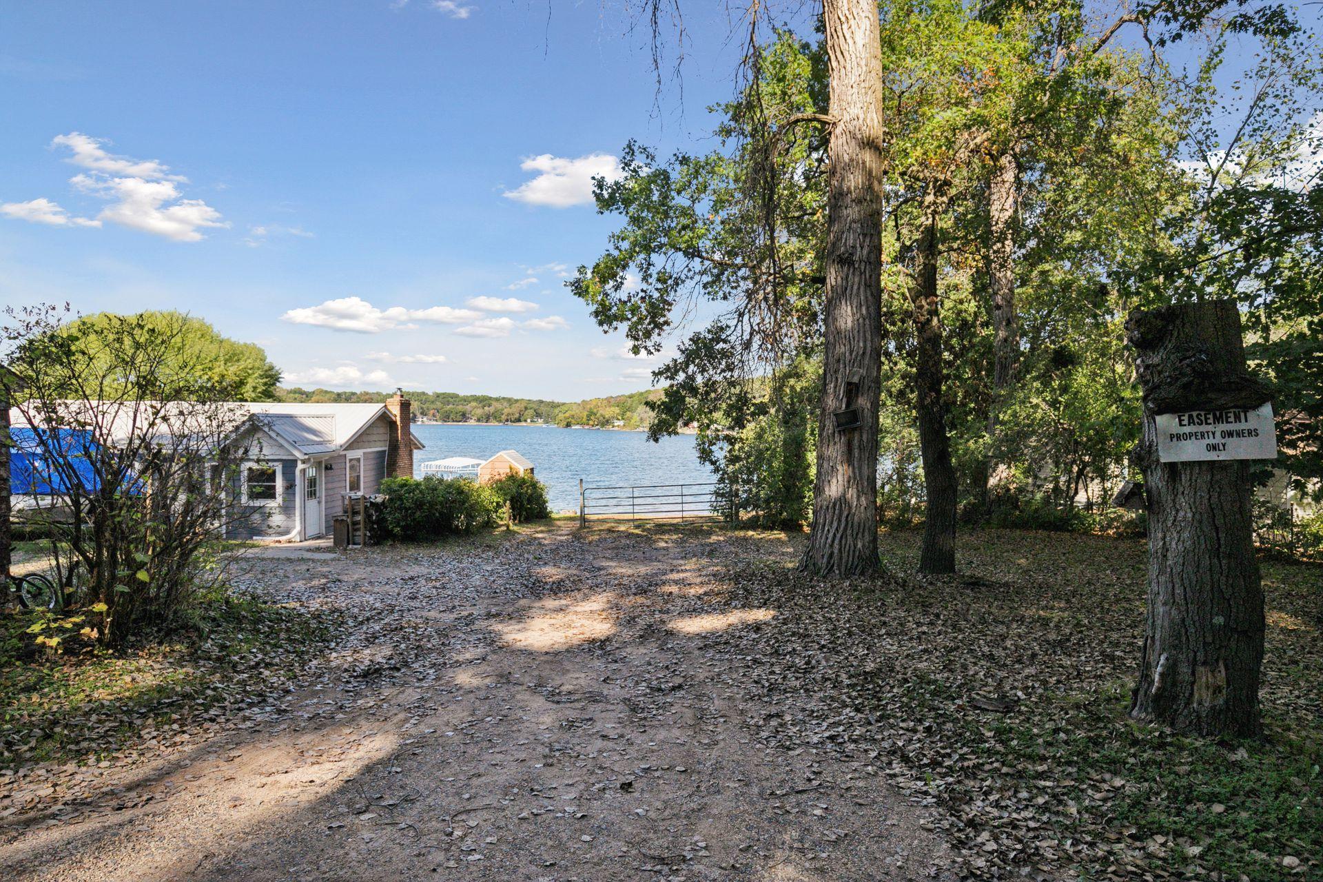 13079 Panorama Avenue N