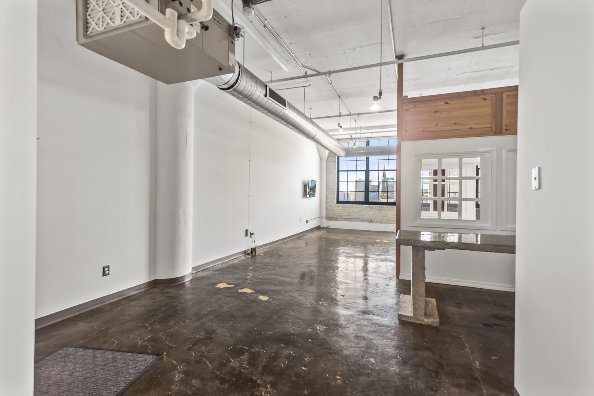 500 Robert Street N Unit: 708