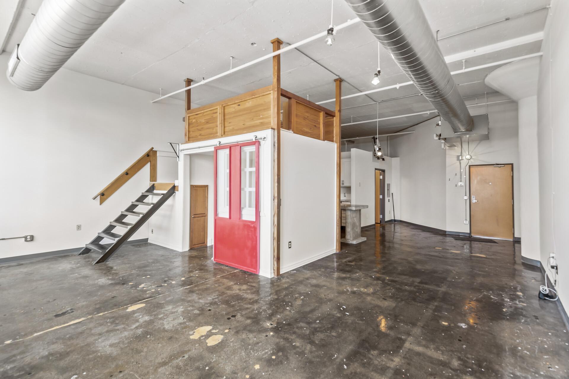 500 Robert Street N Unit: 708