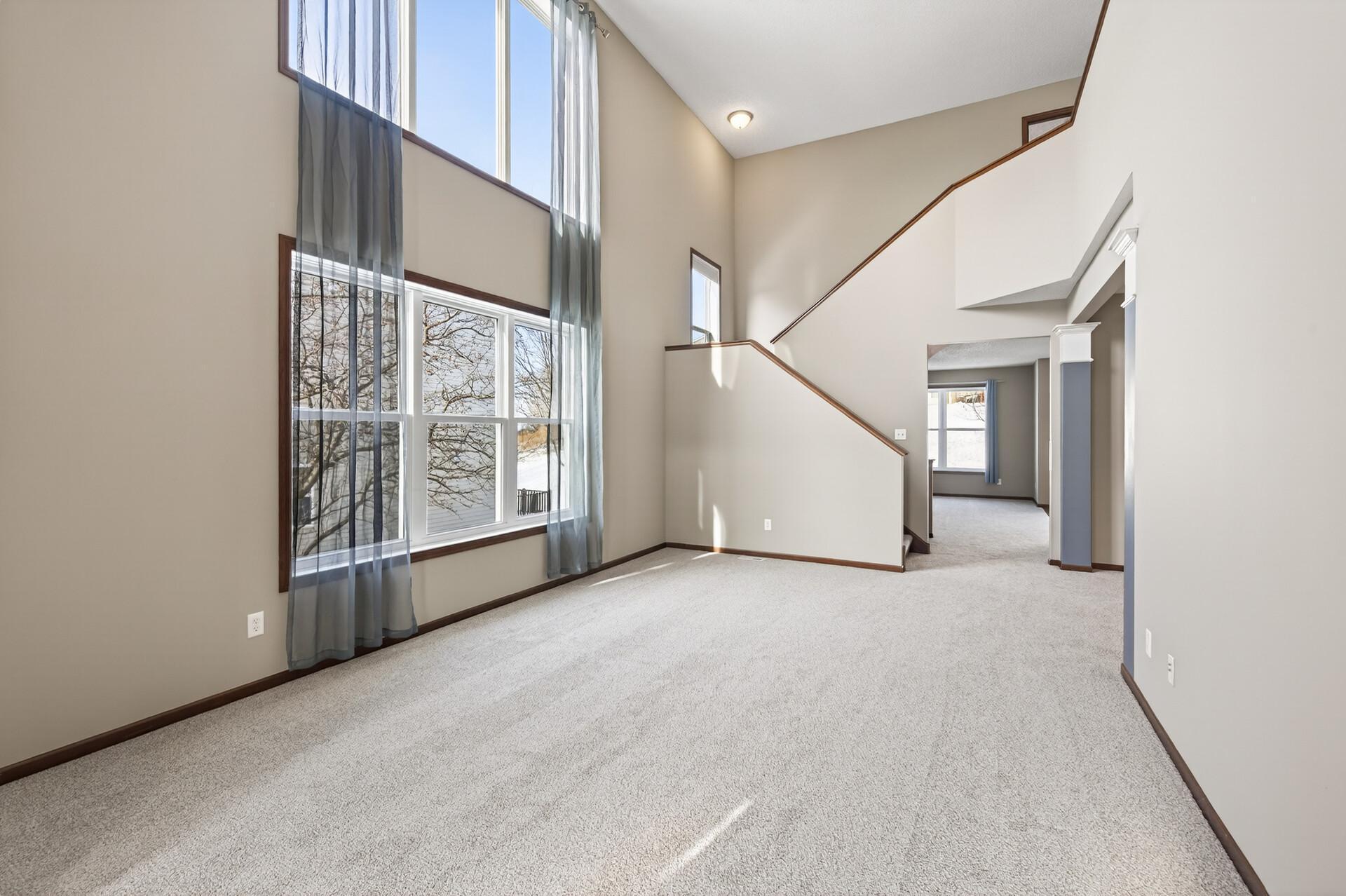 2313 Woodcrest Drive