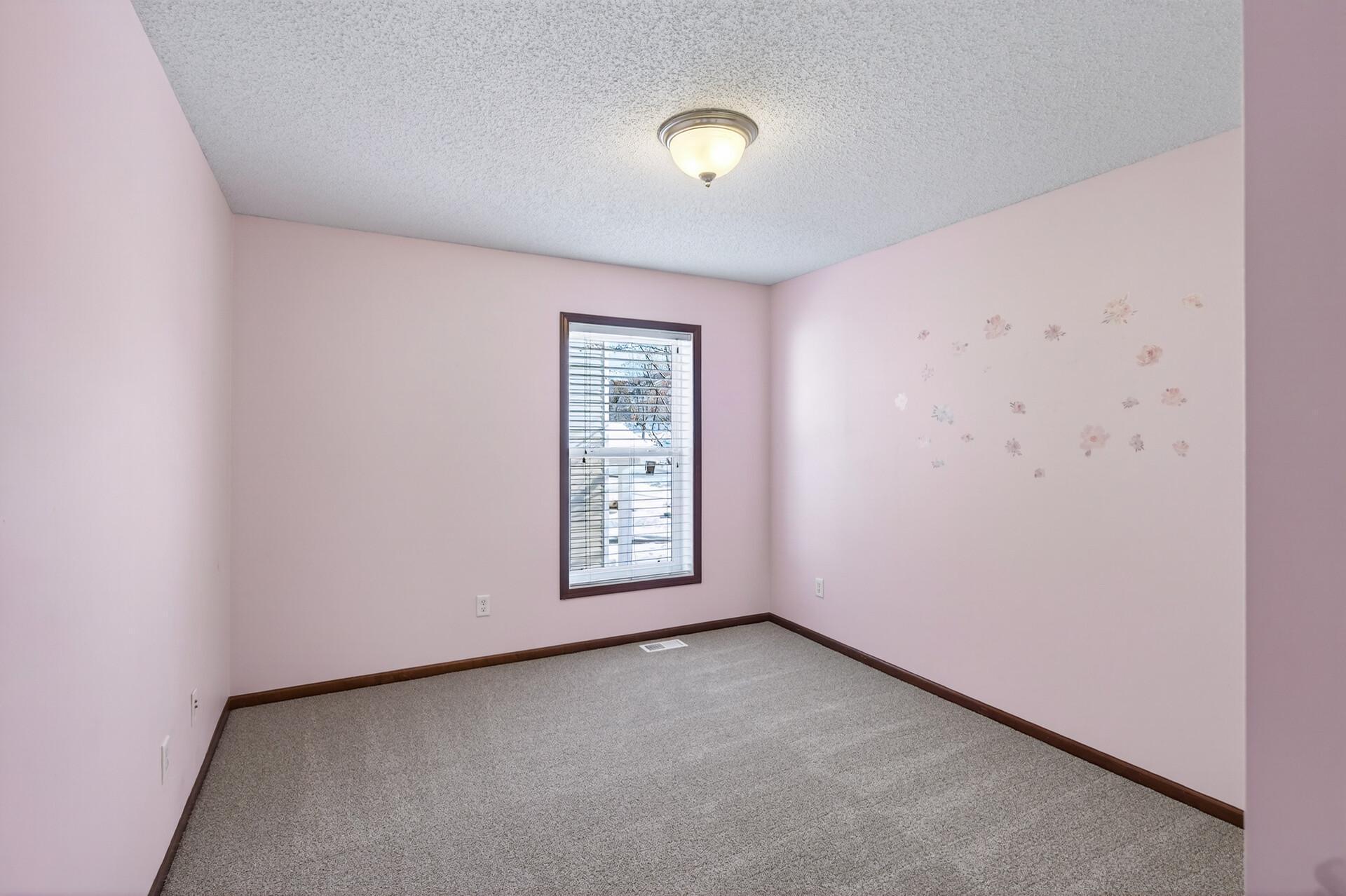 2313 Woodcrest Drive