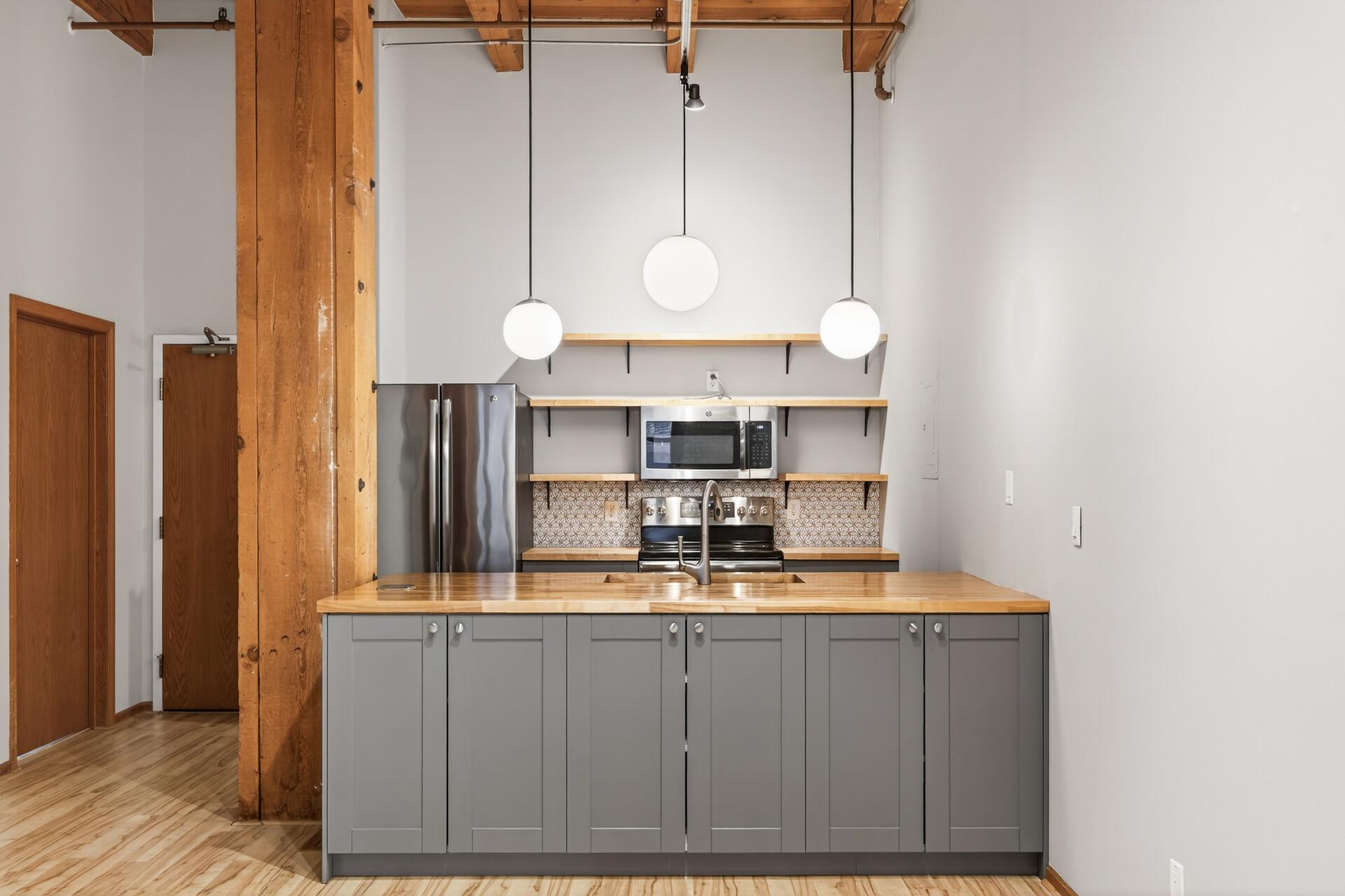 400 N 1st Street Unit: 302