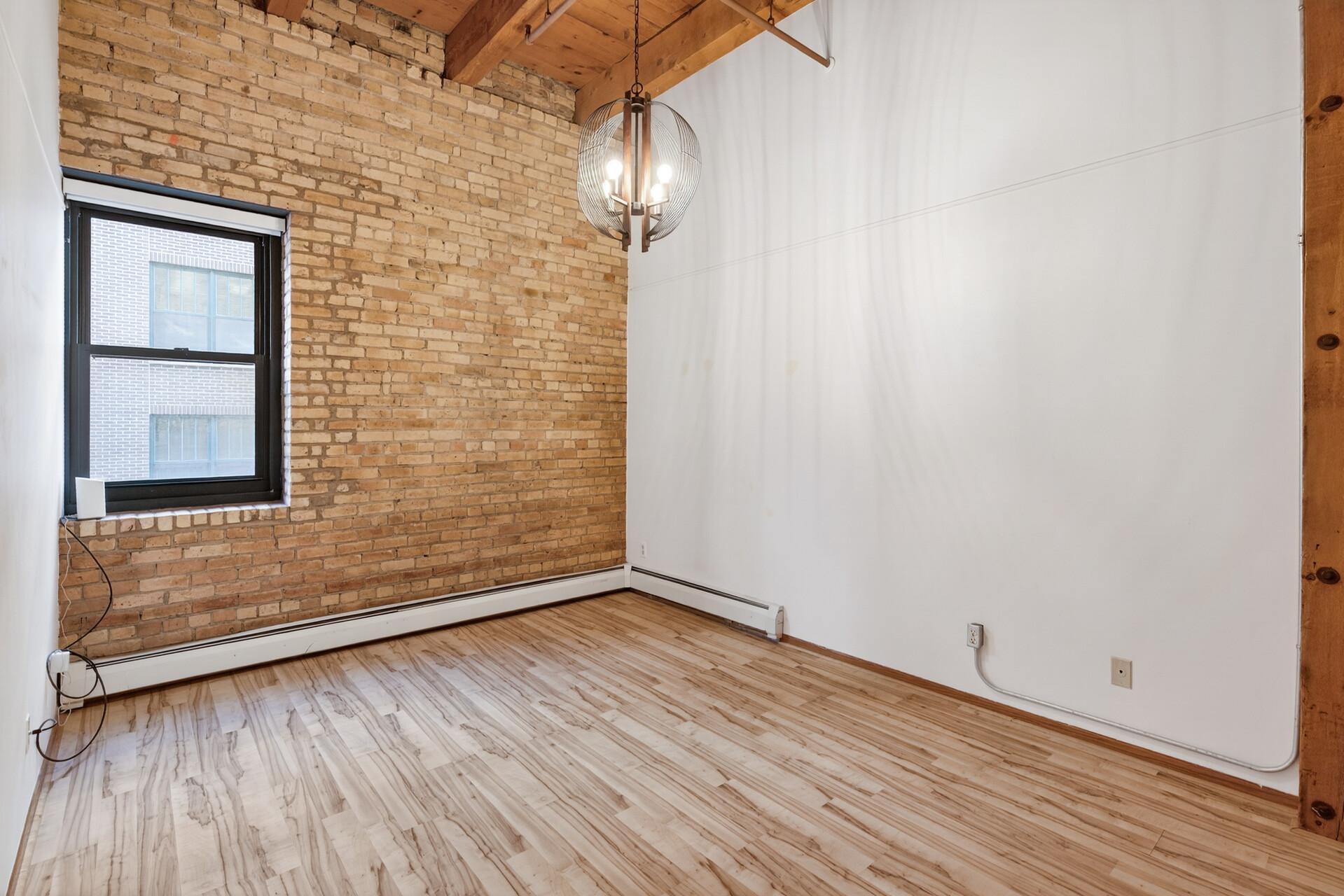 400 N 1st Street Unit: 302