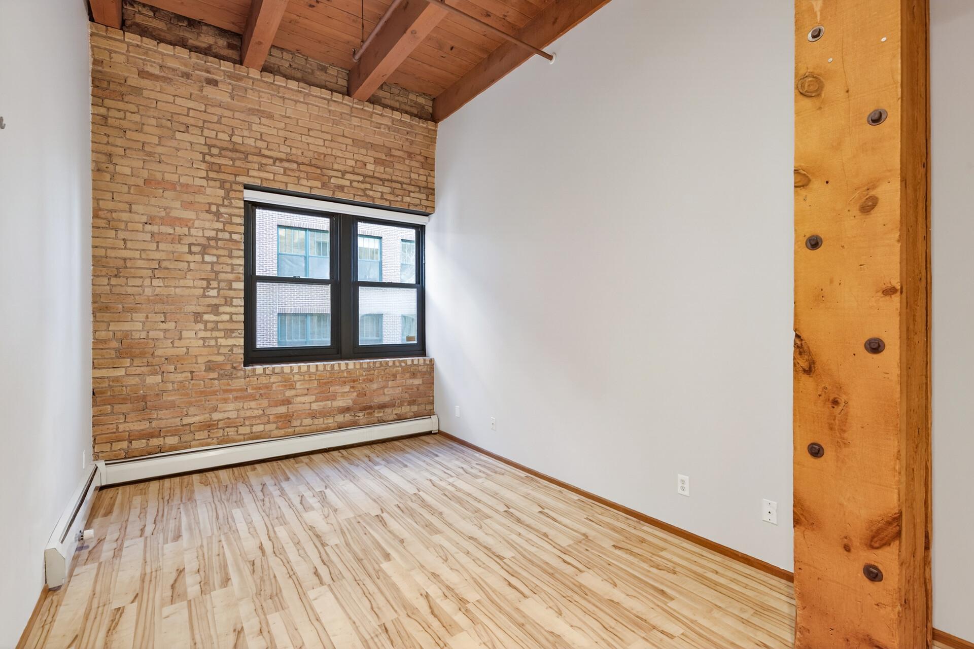 400 N 1st Street Unit: 302