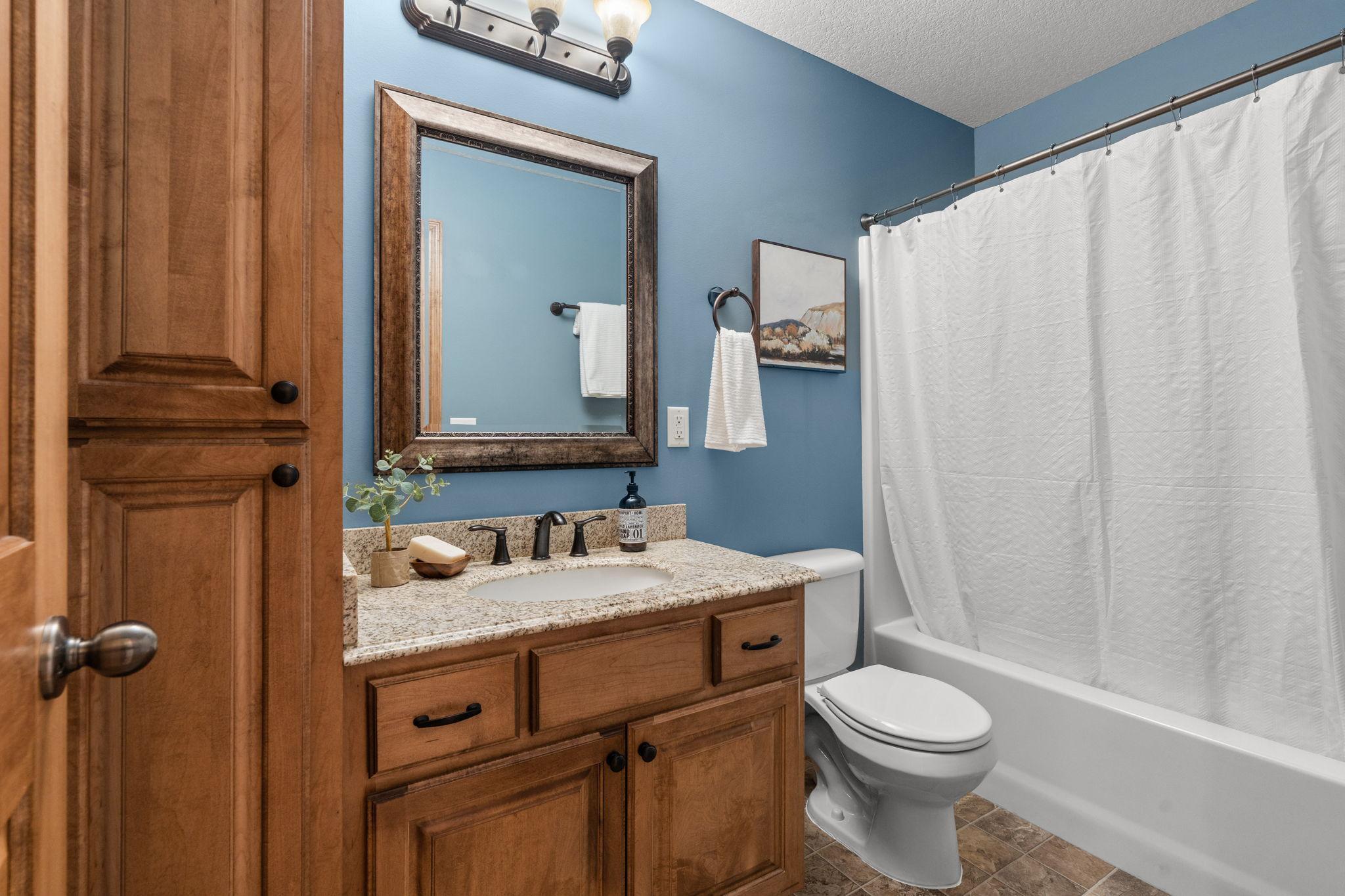 8594 Dunkirk Court NE