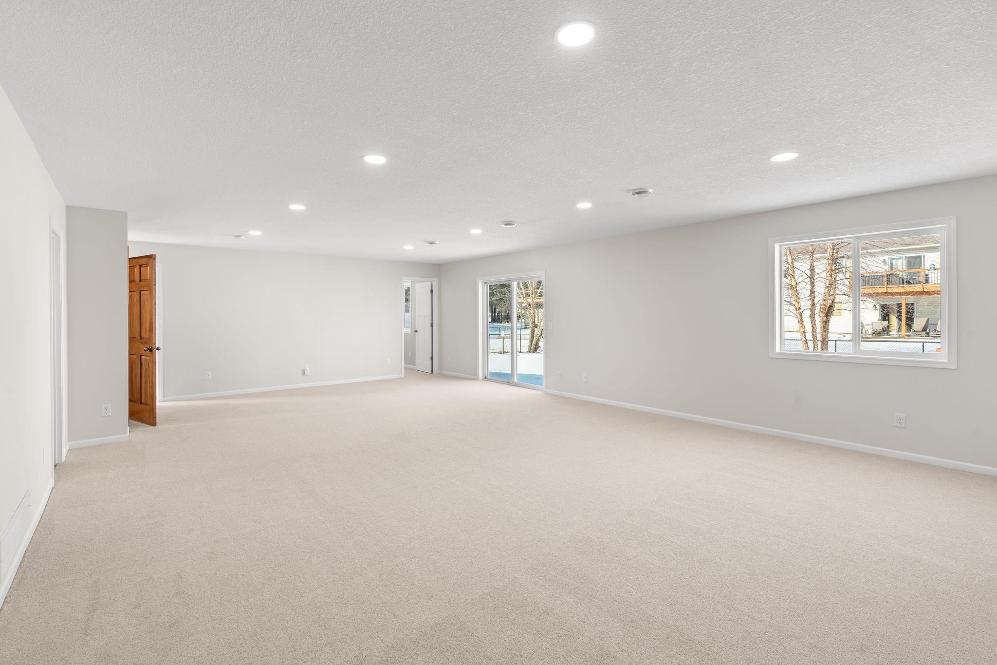 8594 Dunkirk Court NE