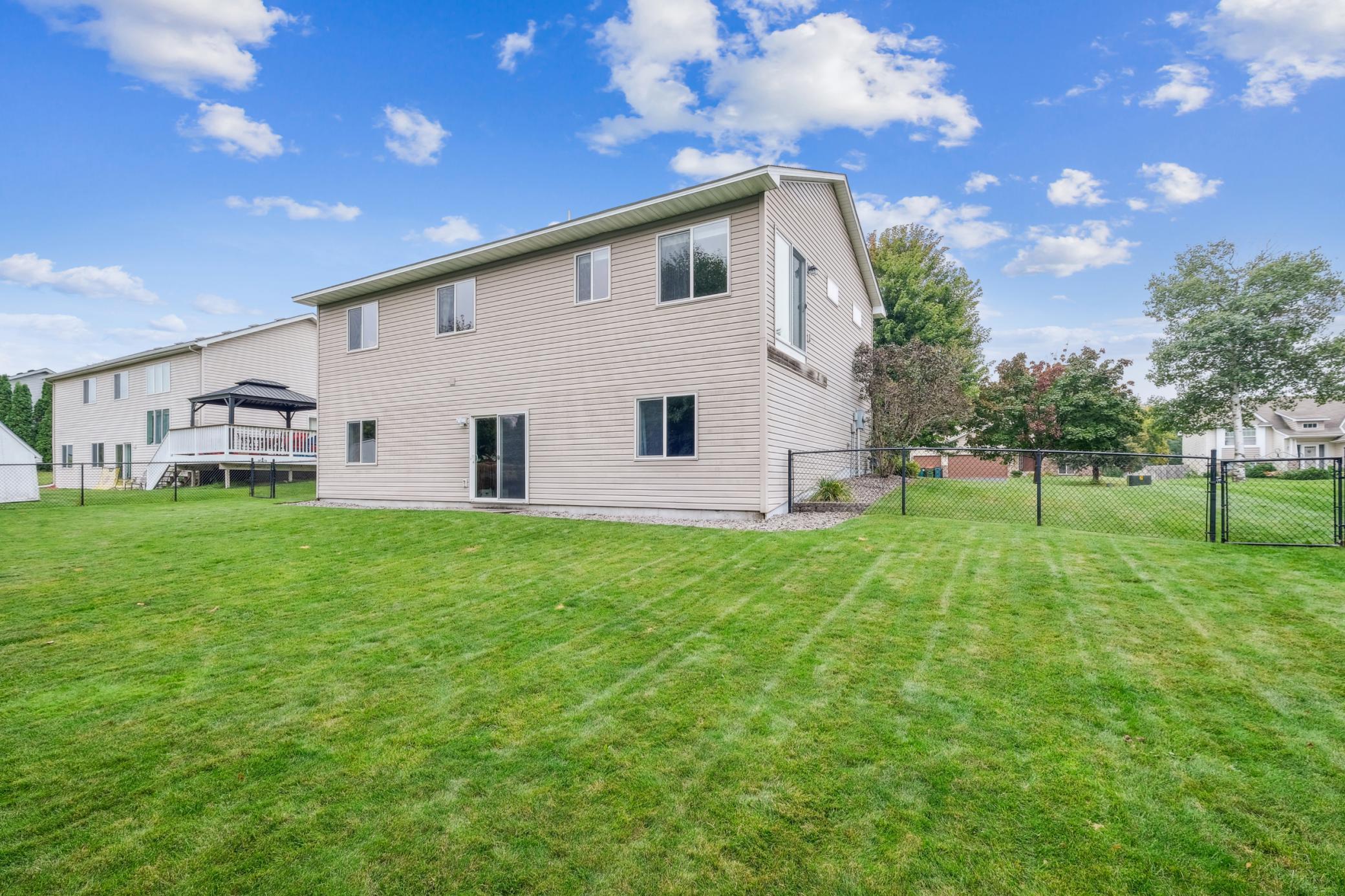 8594 Dunkirk Court NE