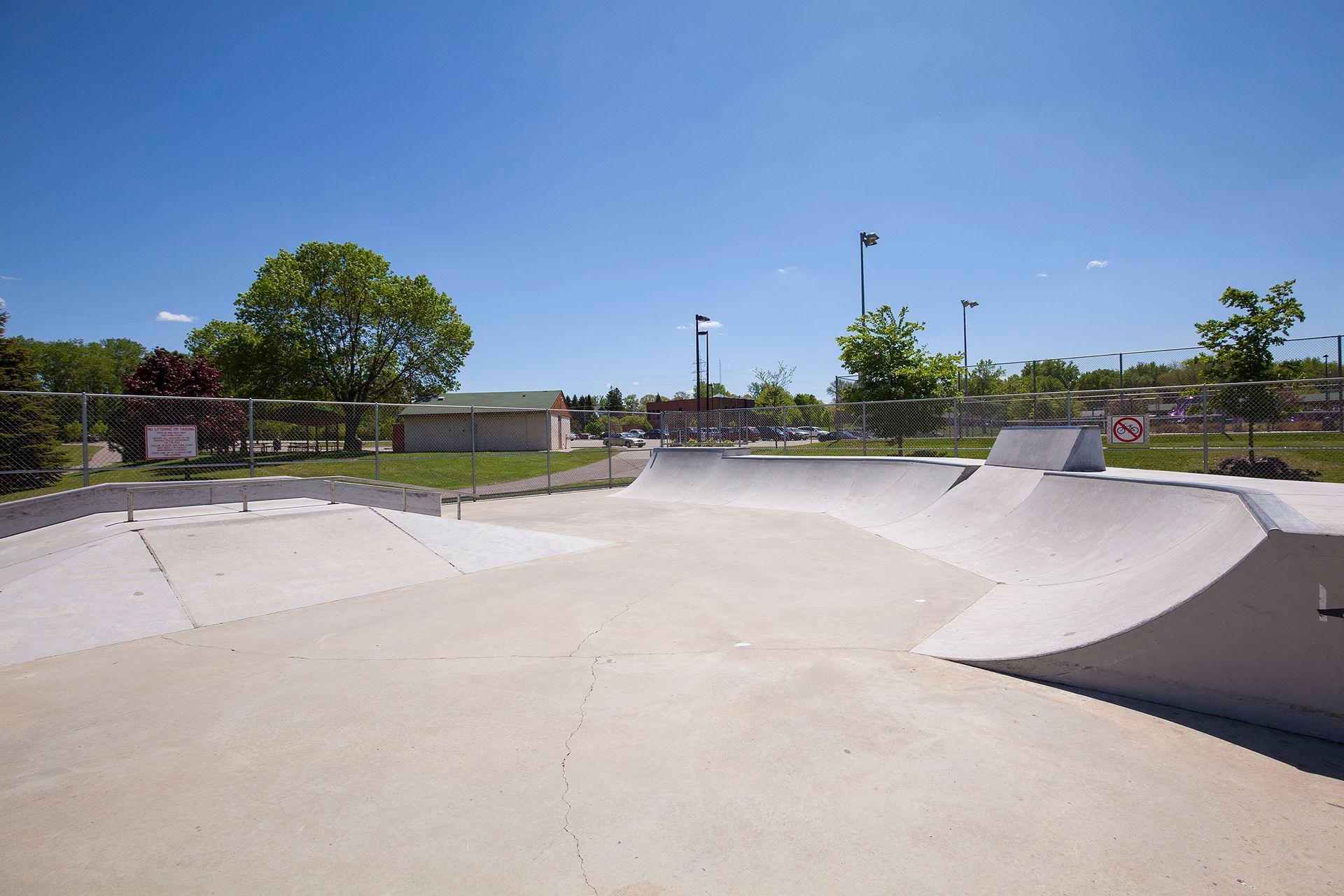 515 Farrell Street N