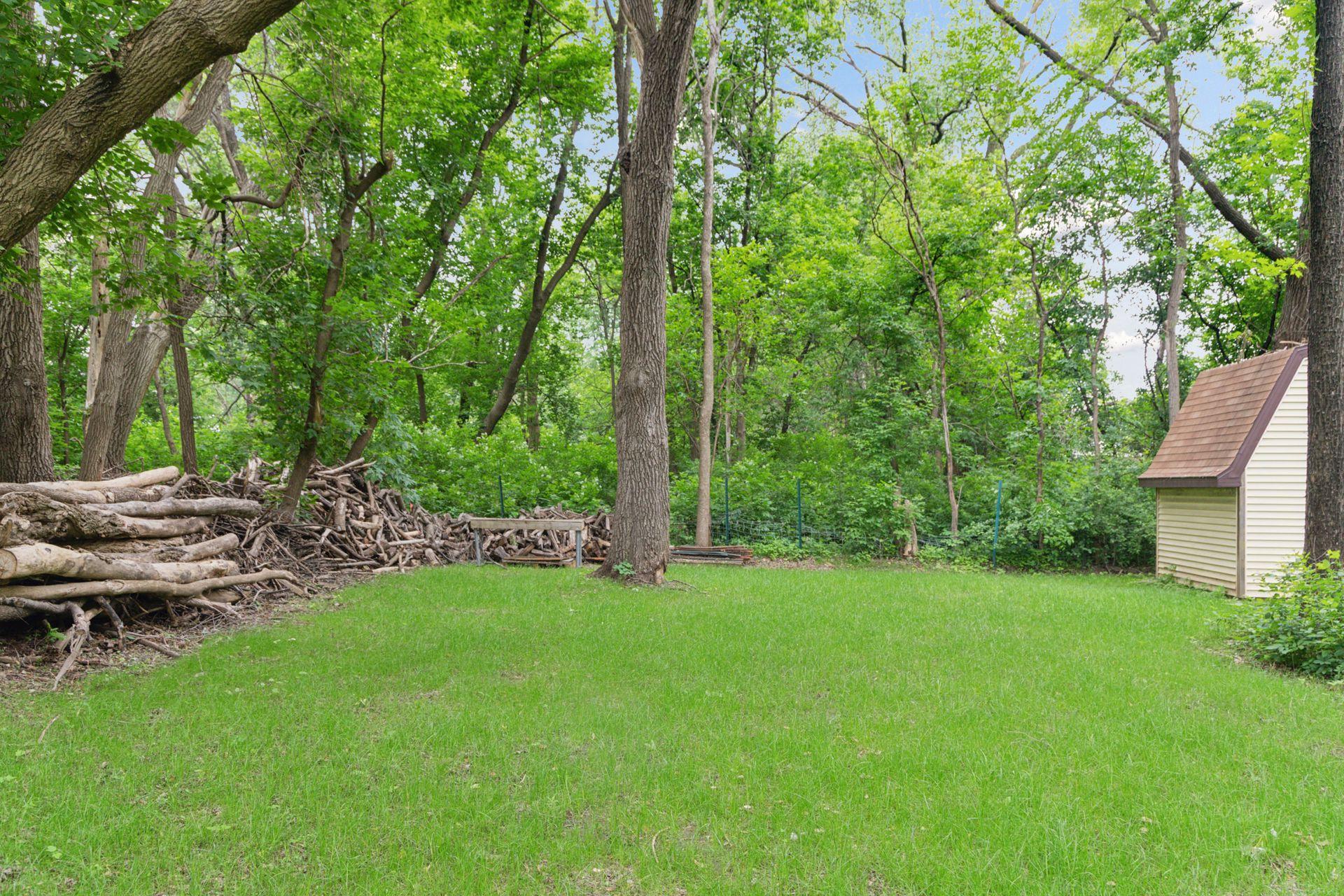 515 Farrell Street N