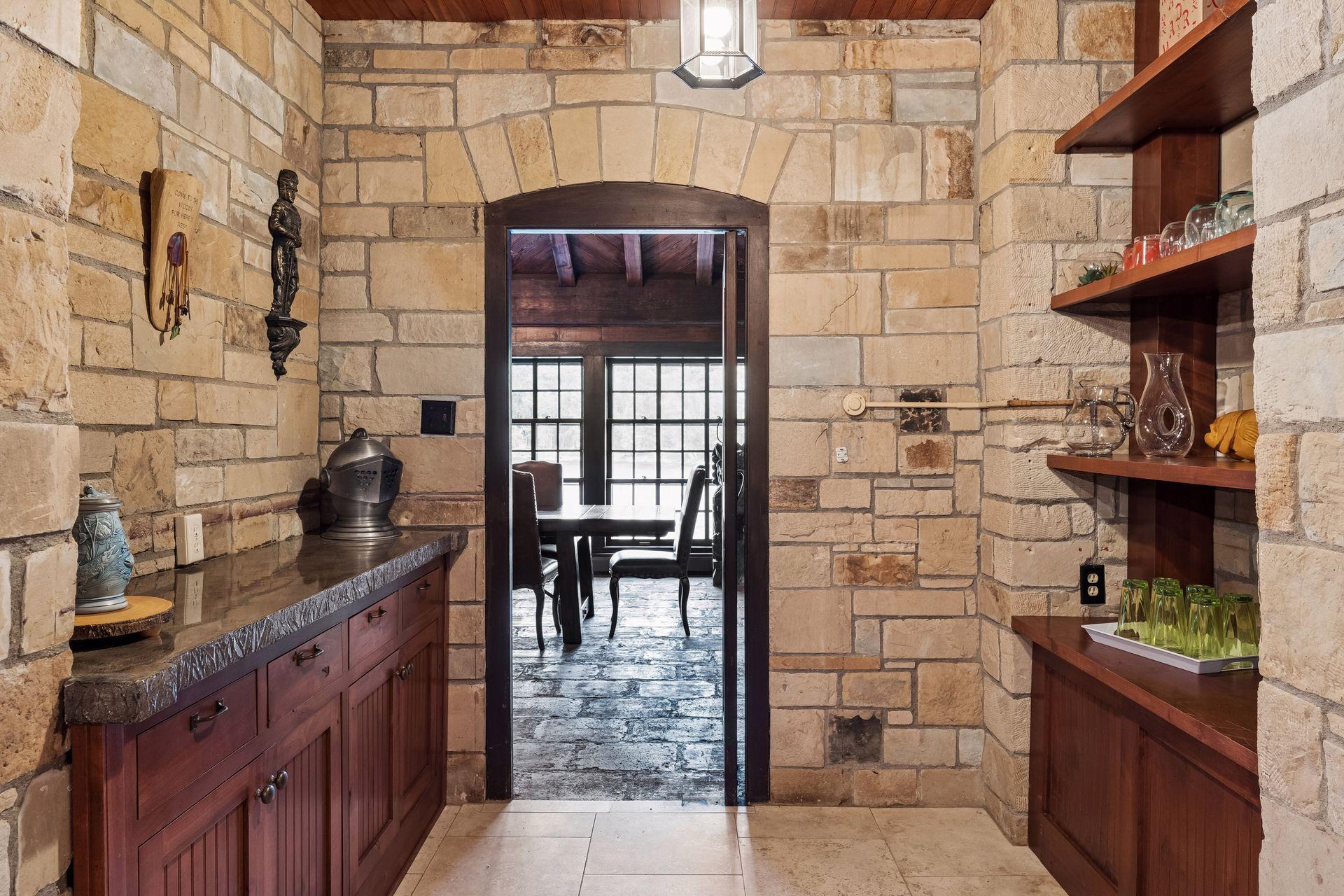 801 Pine Cone Trail