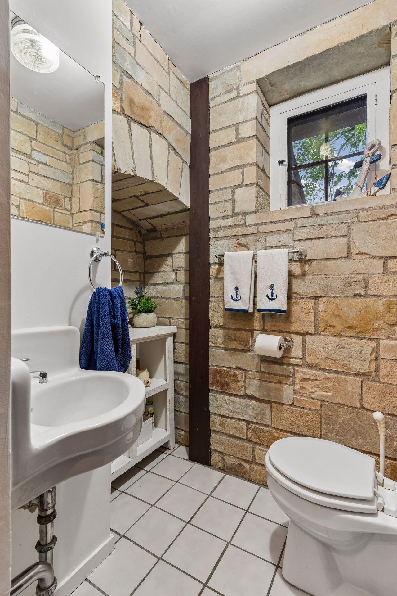 801 Pine Cone Trail