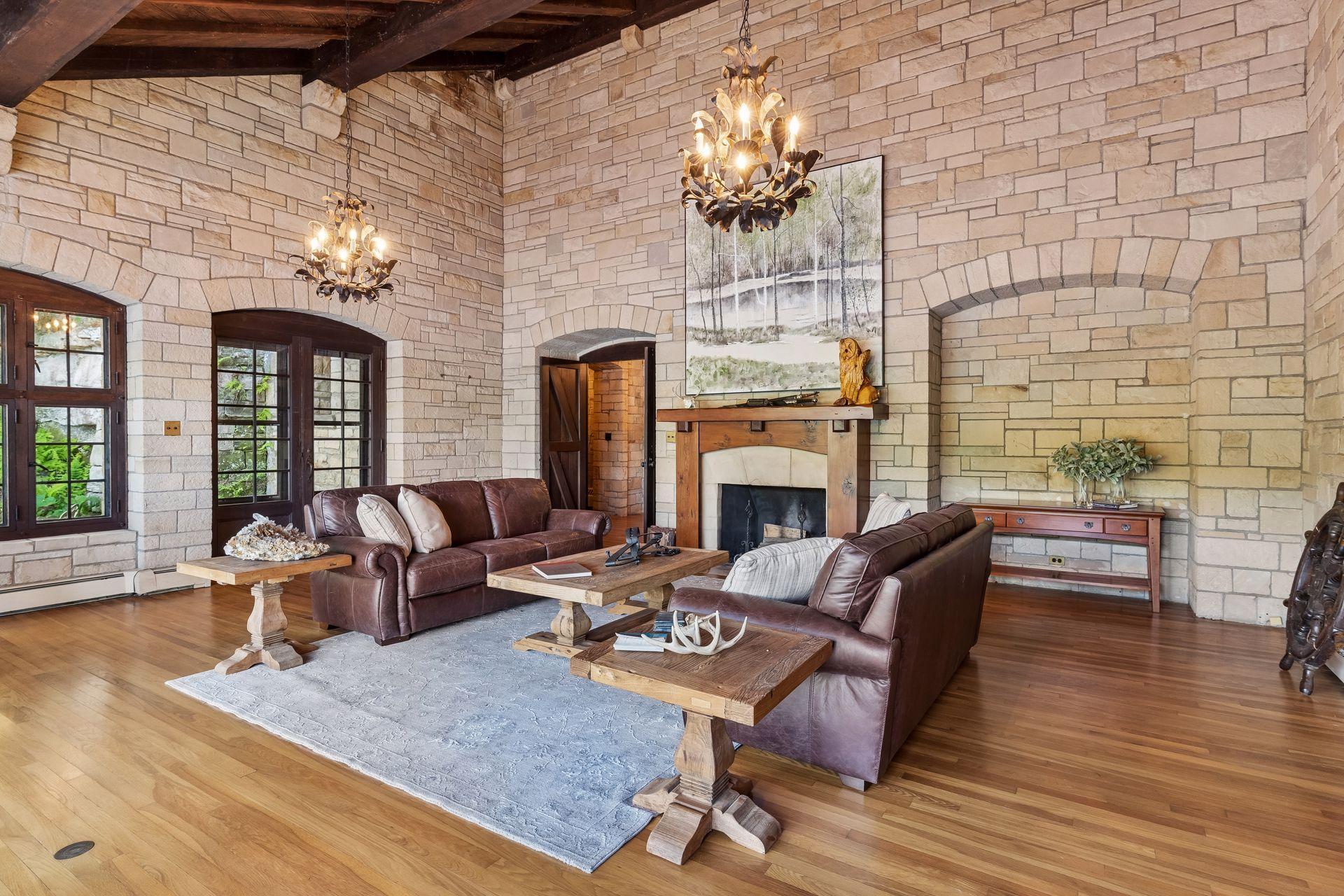 801 Pine Cone Trail