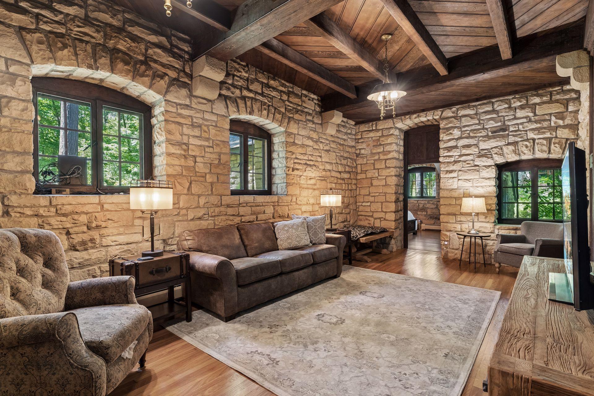 801 Pine Cone Trail