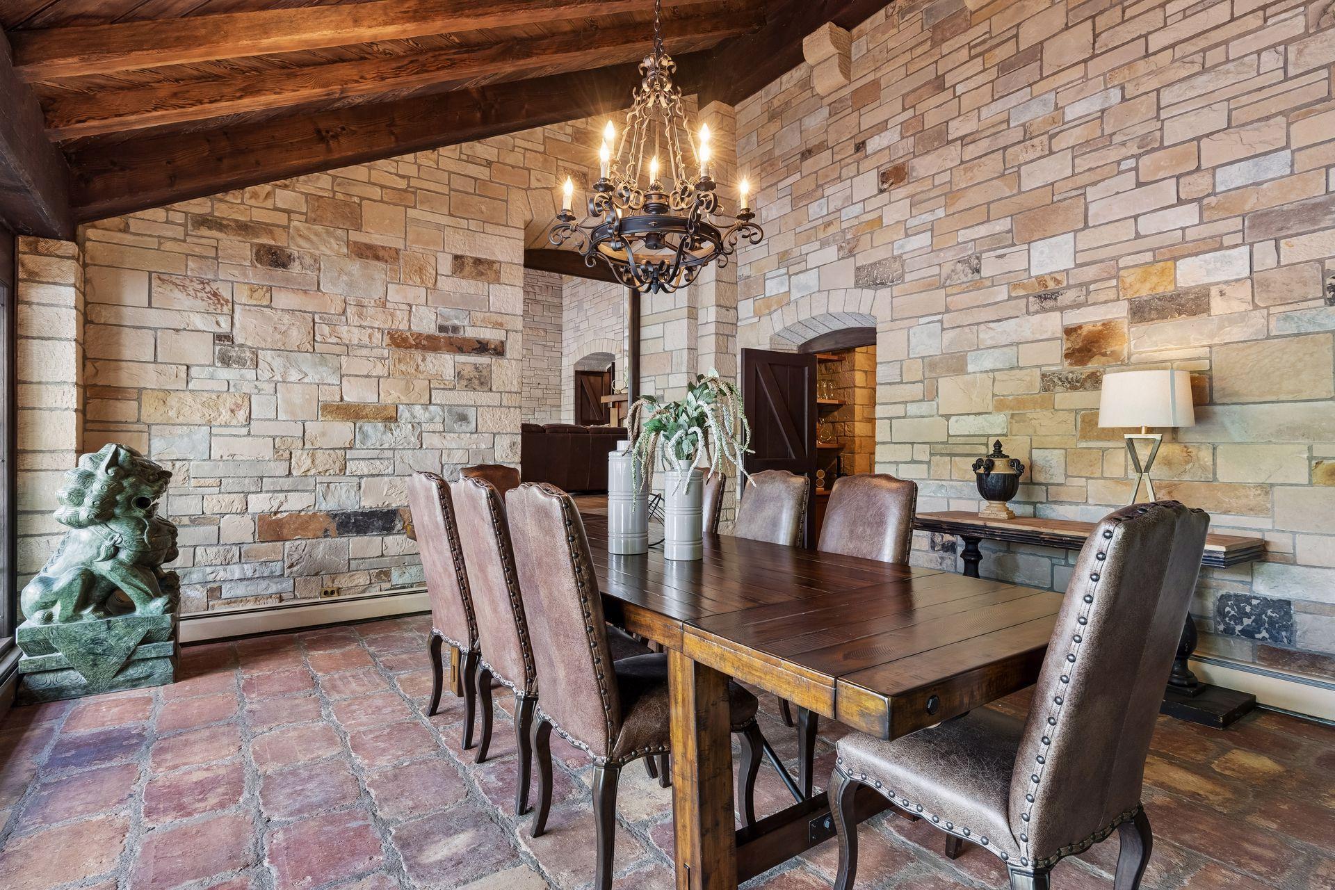 801 Pine Cone Trail